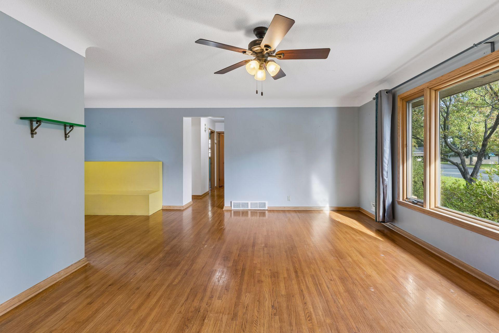 21 70th Way Ne Property Photo 7