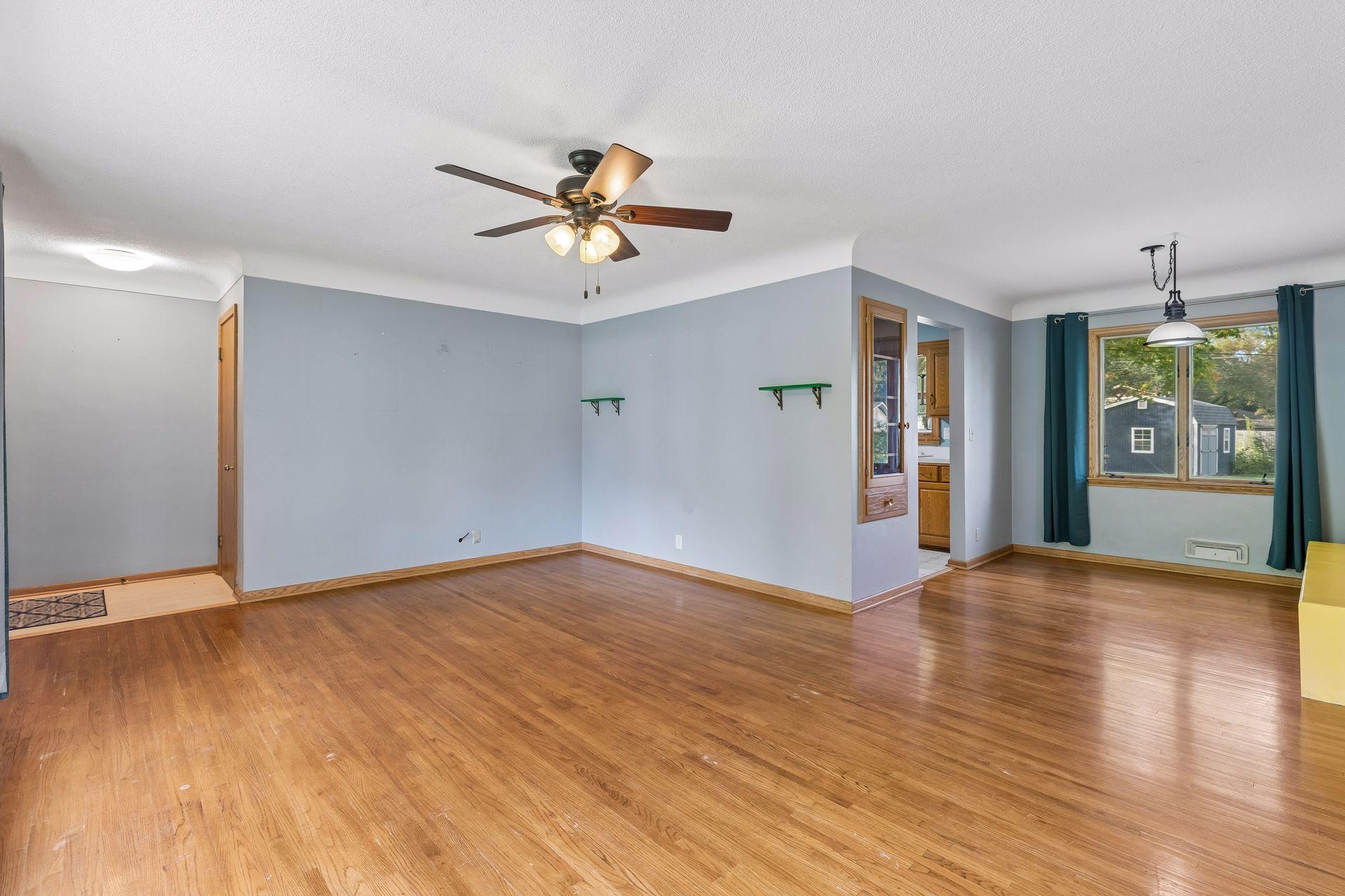 21 70th Way Ne Property Photo 10