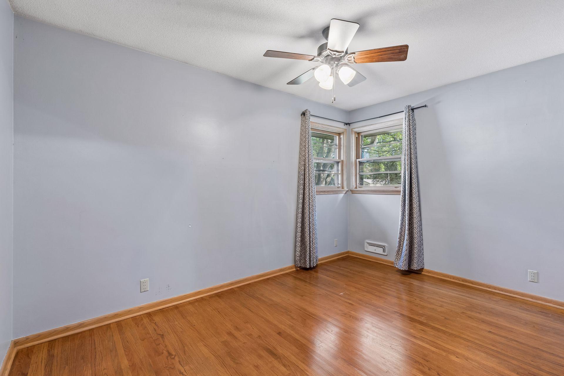21 70th Way Ne Property Photo 14