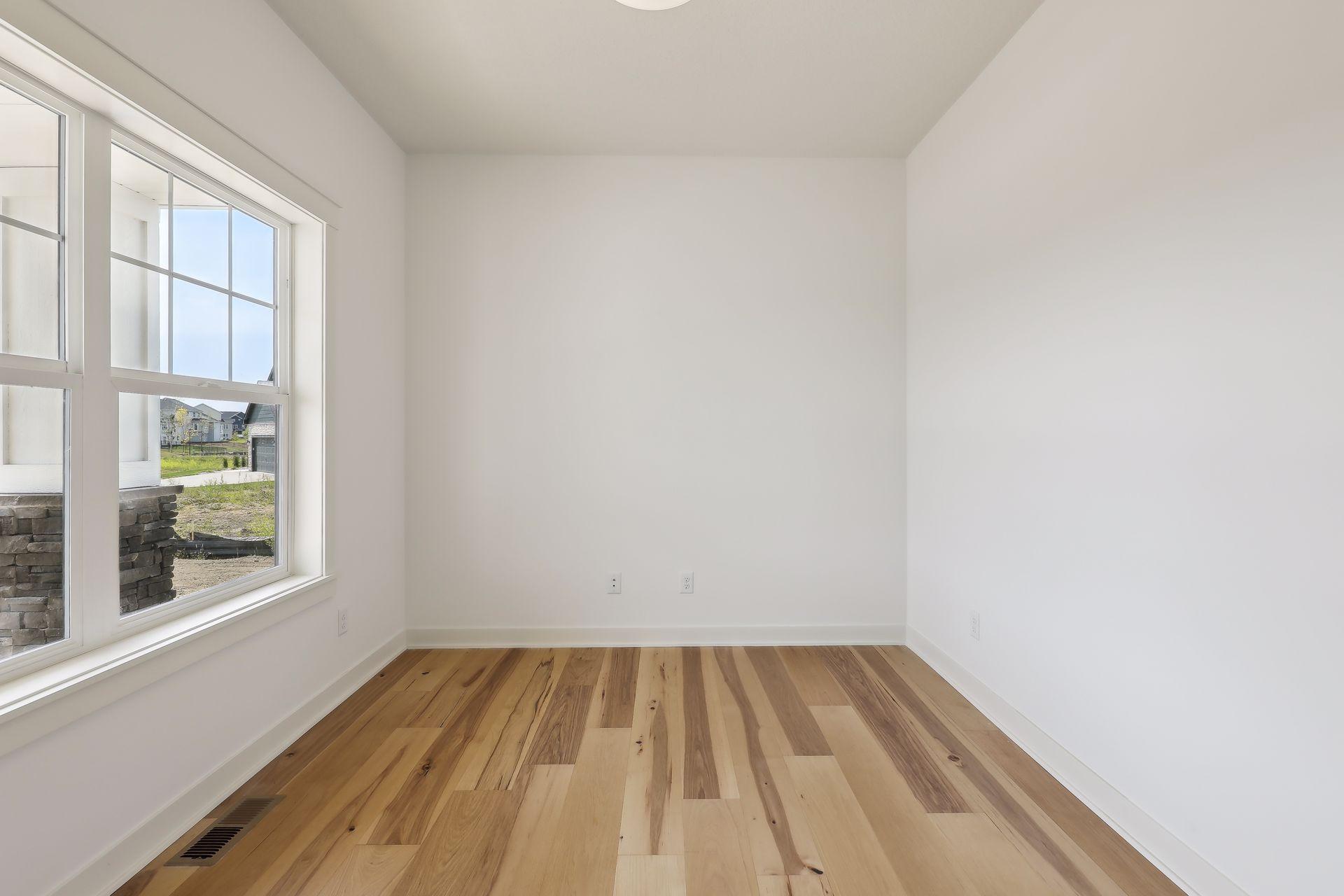 6534 157th Street Property Photo 4