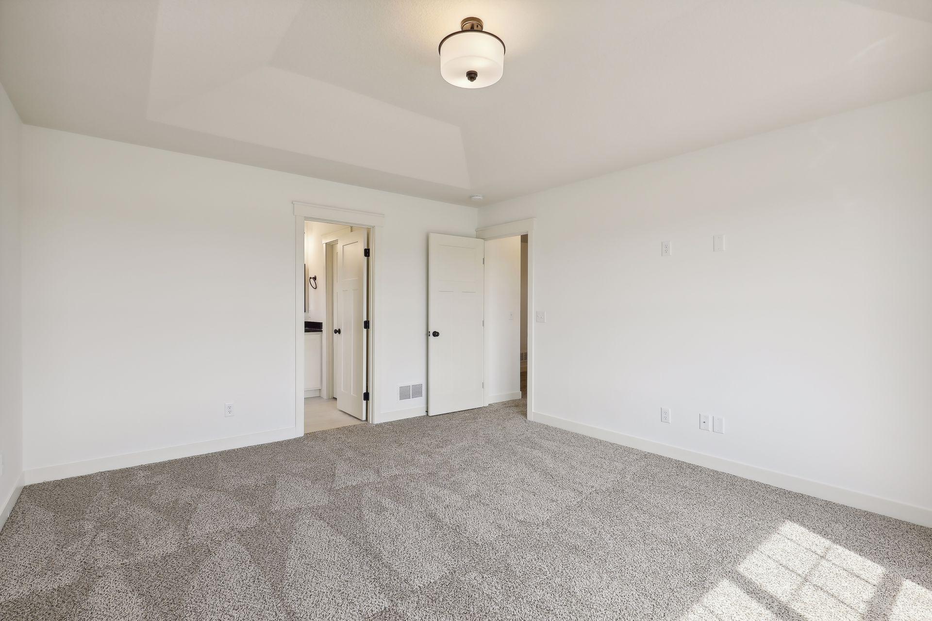 6534 157th Street Property Photo 23
