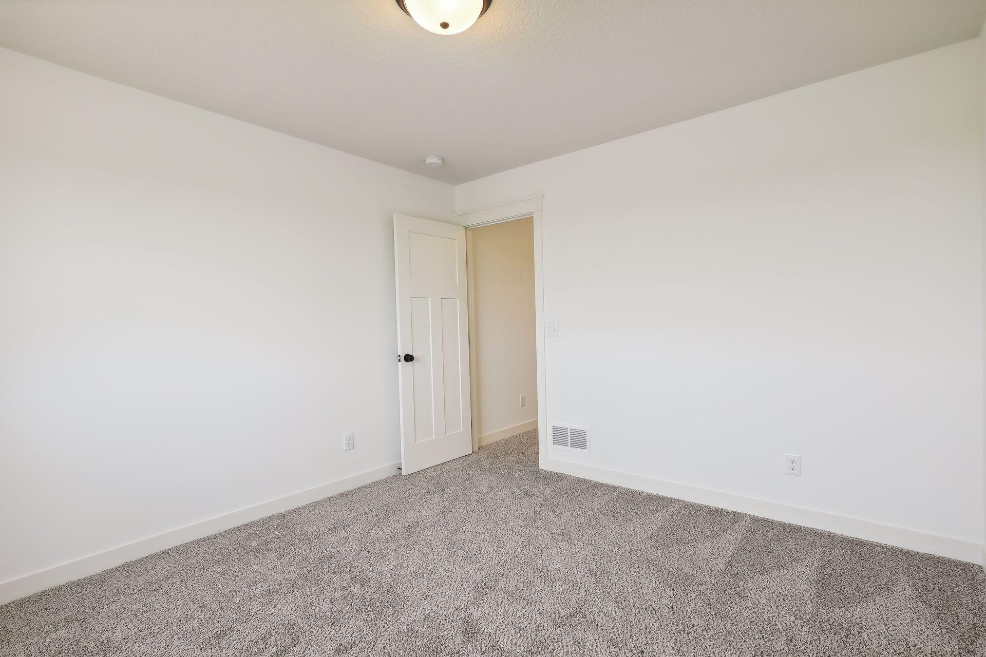 6534 157th Street Property Photo 28
