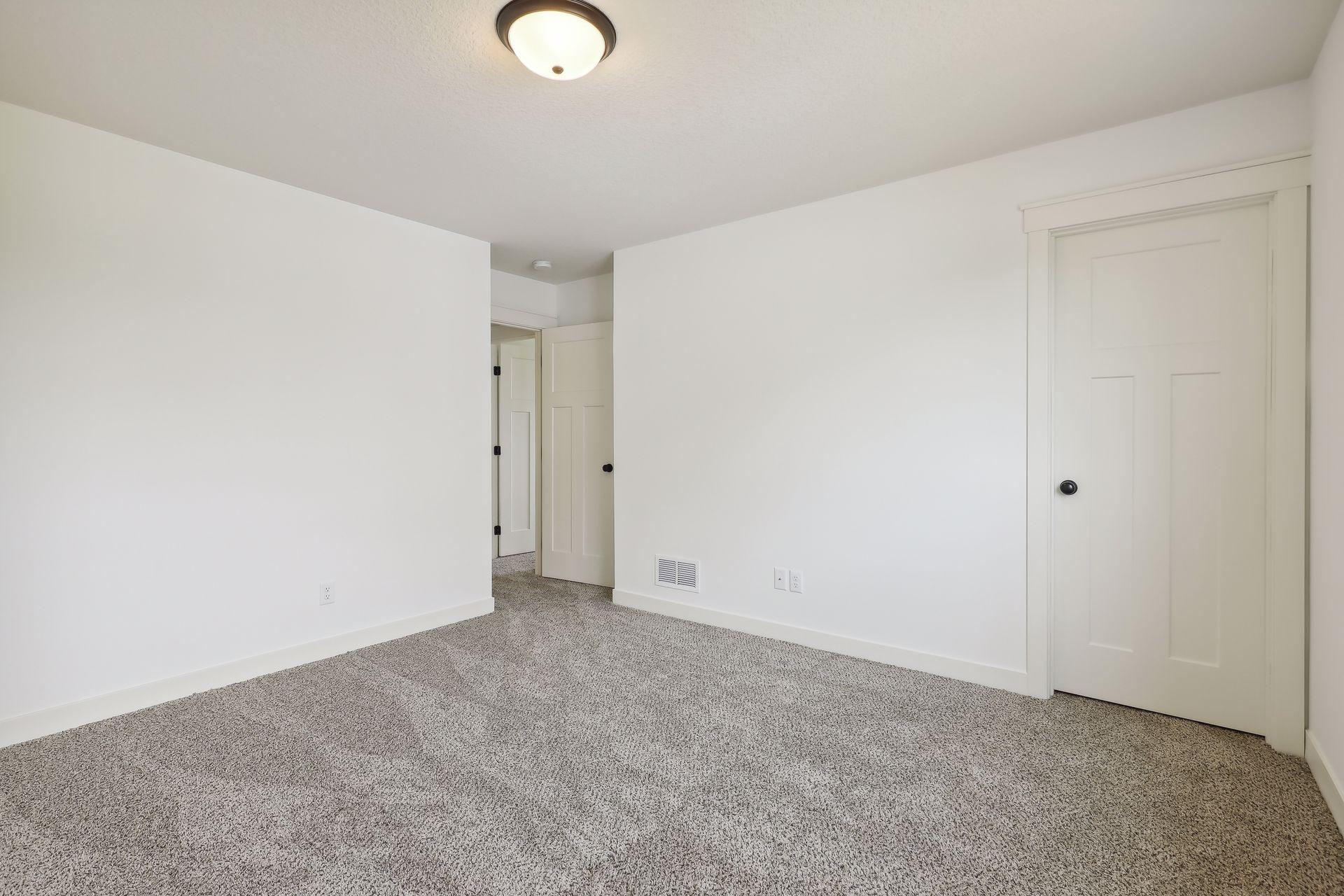 6534 157th Street Property Photo 32