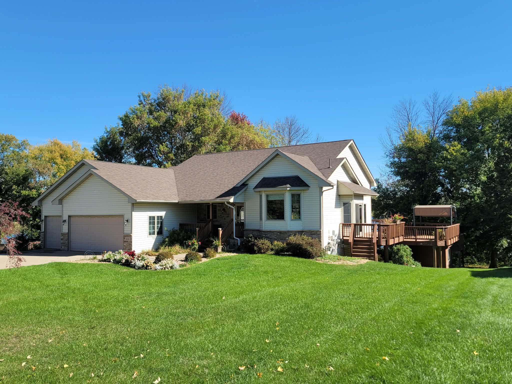 28319 Lakeside Lane Property Photo 1