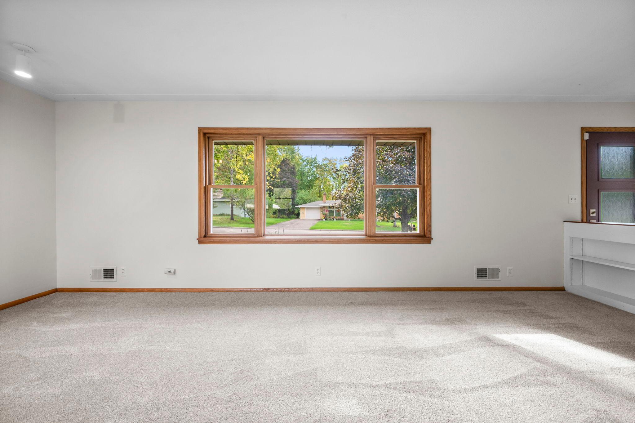13404 Windyhill Road Property Photo 8