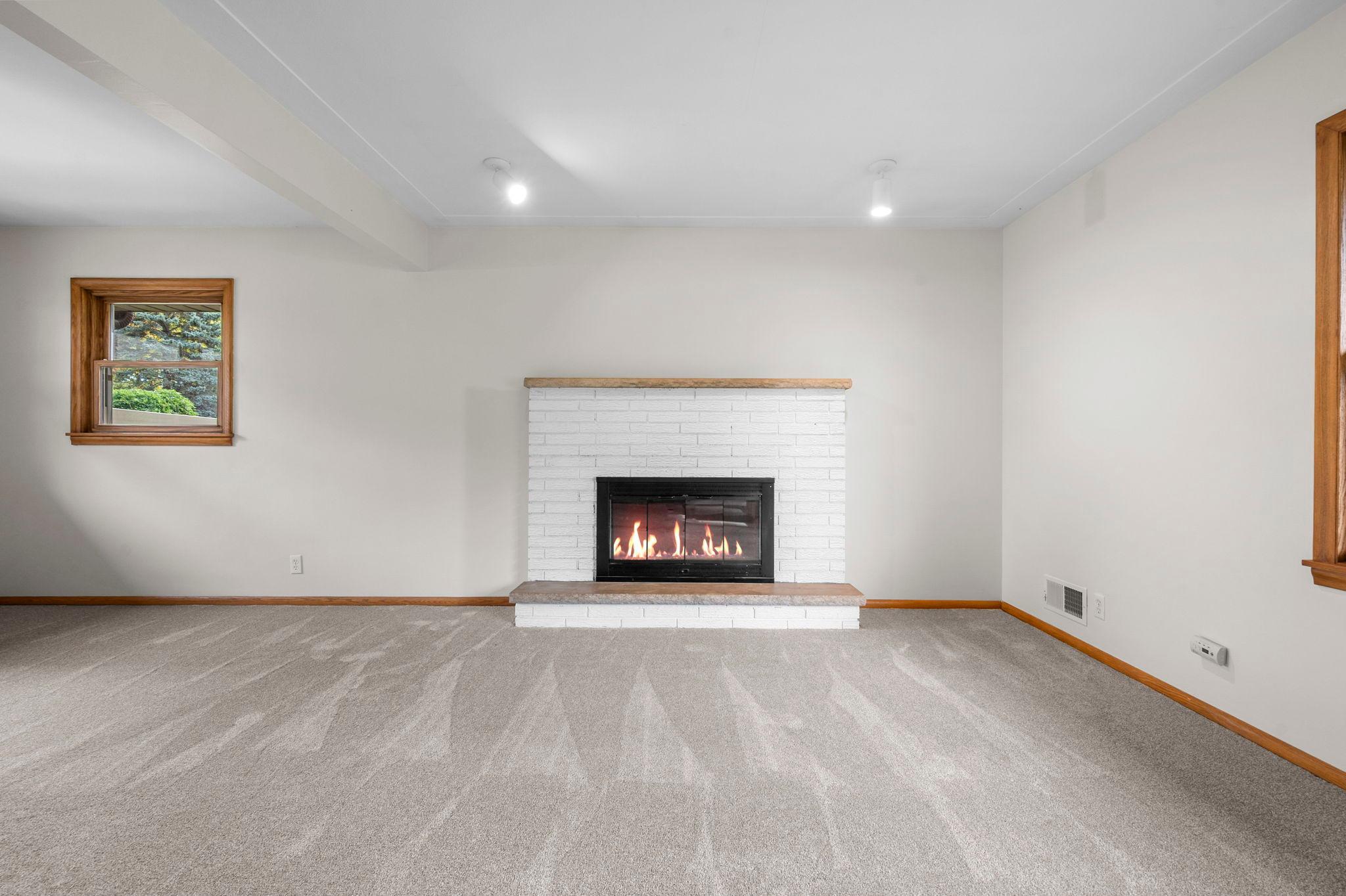 13404 Windyhill Road Property Photo 9