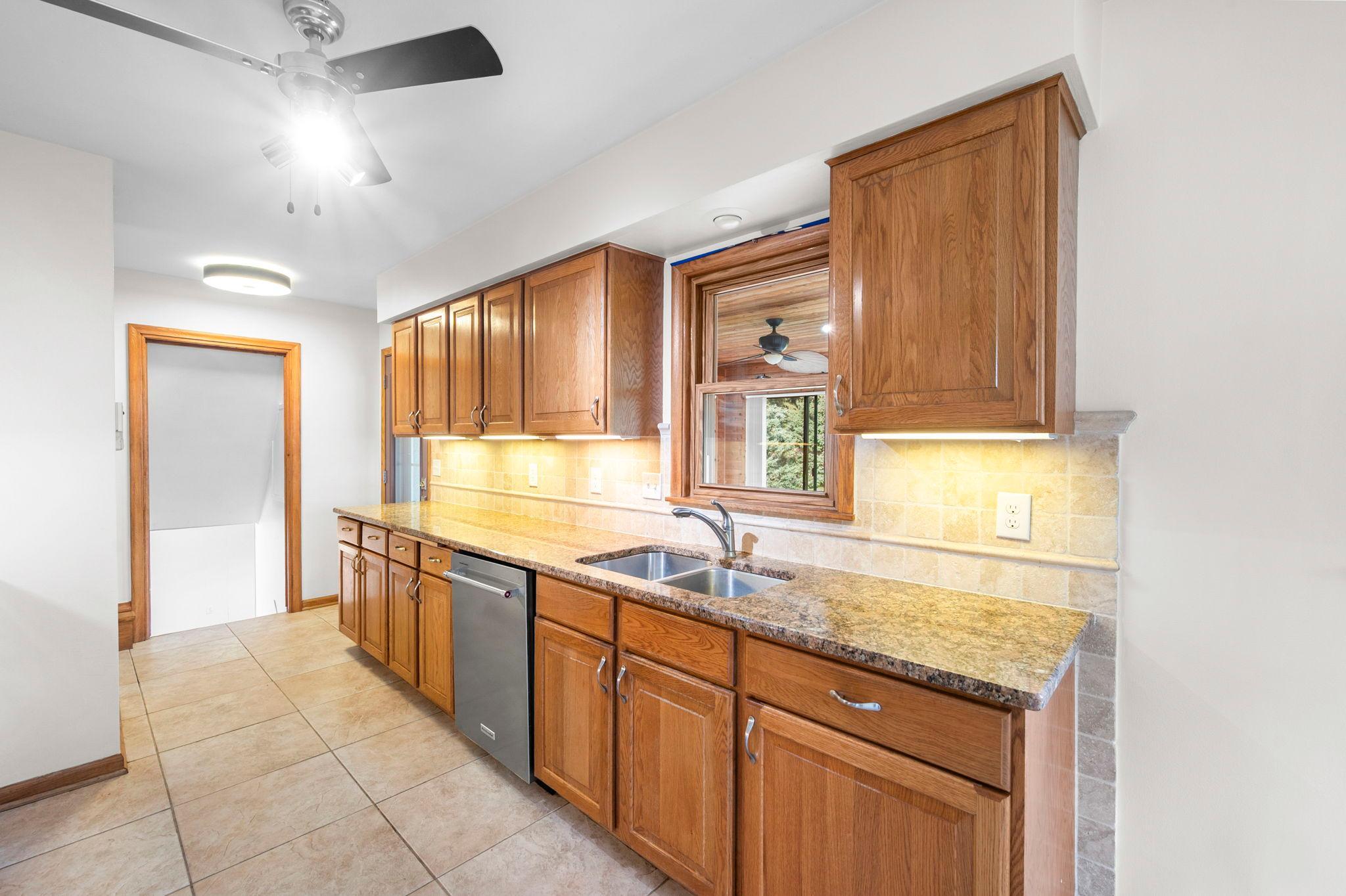 13404 Windyhill Road Property Photo 14