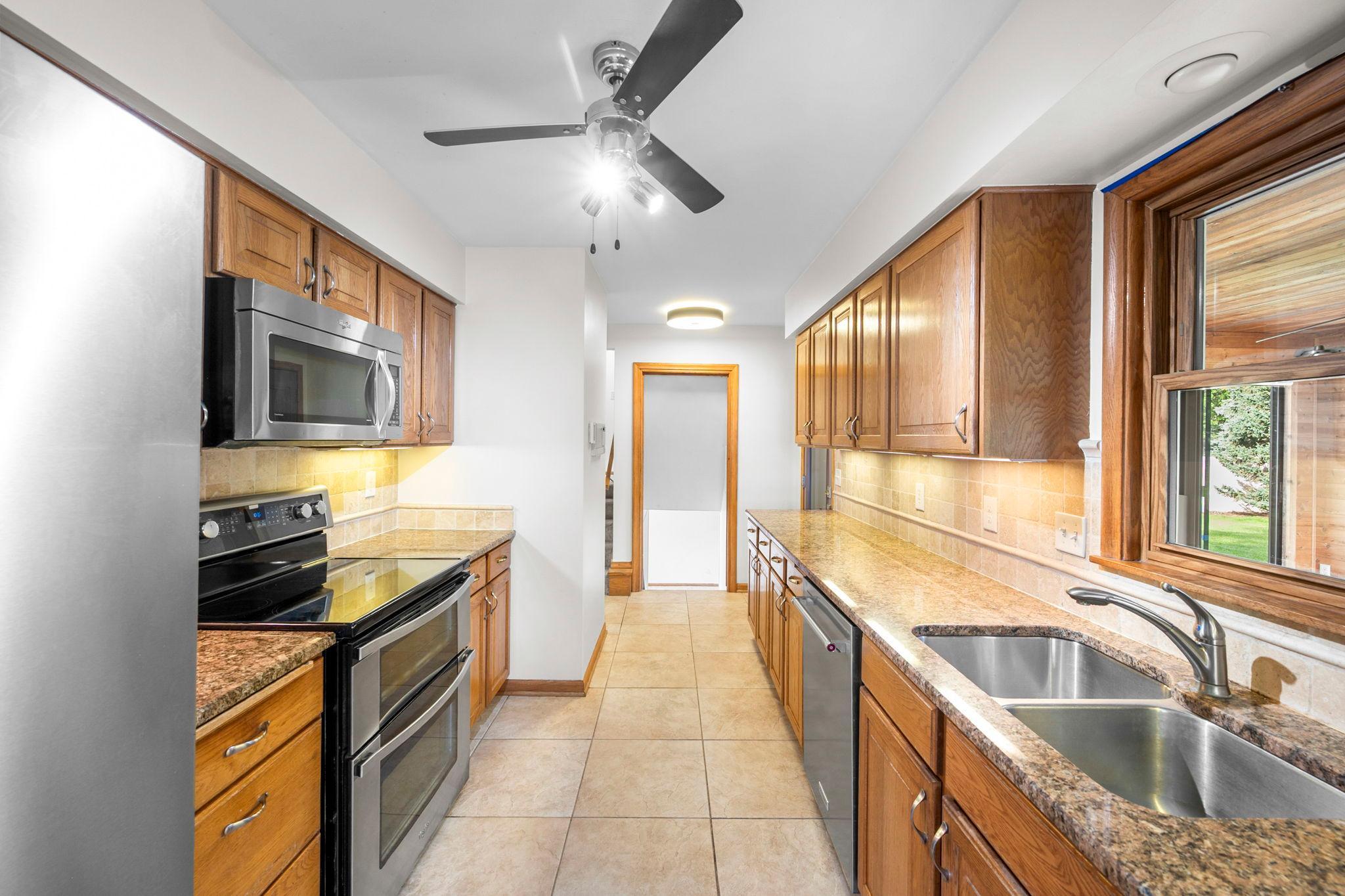 13404 Windyhill Road Property Photo 15