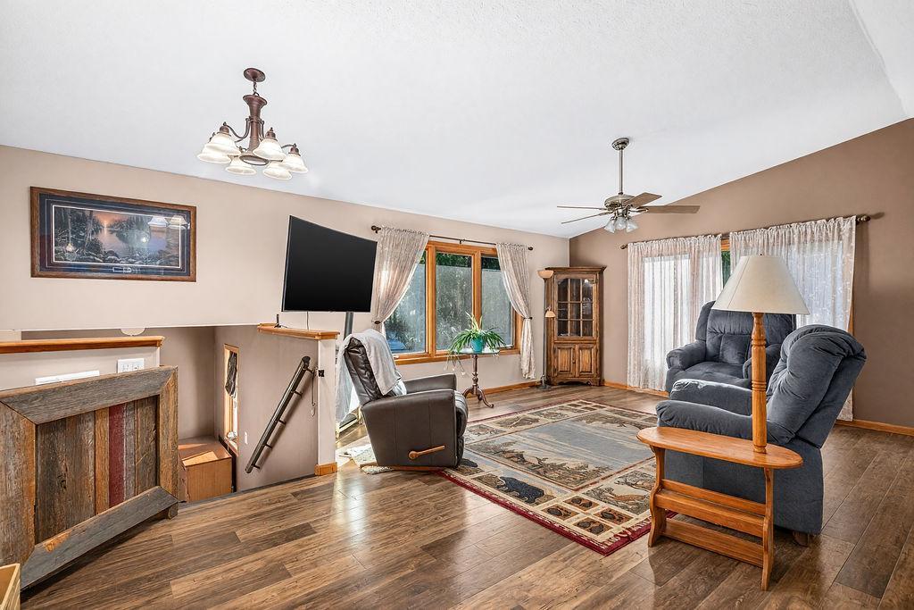 1593 Schmitz Road Property Photo 3