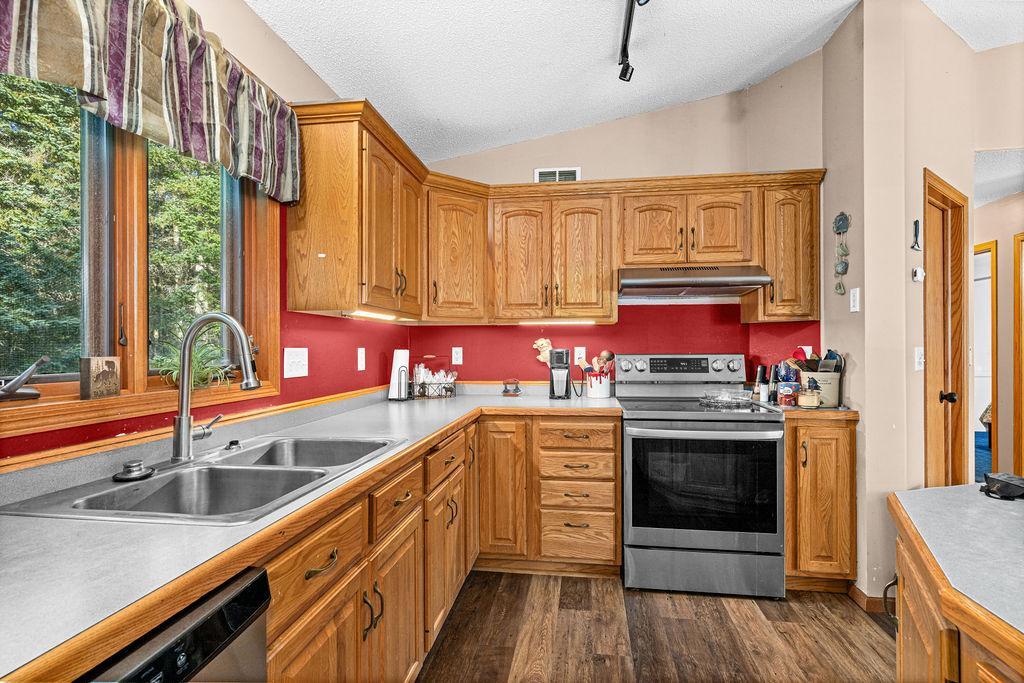 1593 Schmitz Road Property Photo 8