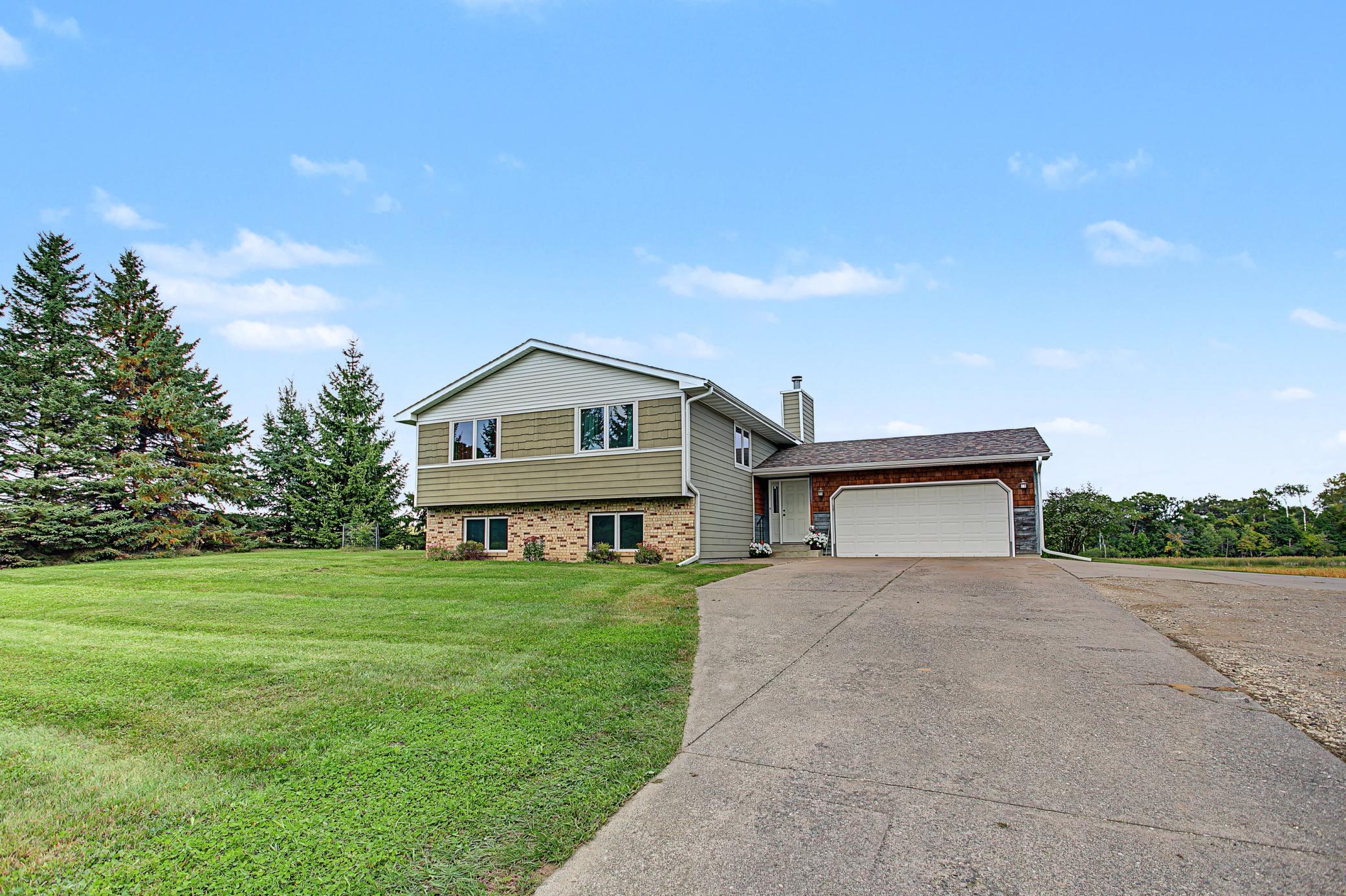 11409 Manning Trail N Property Photo 1