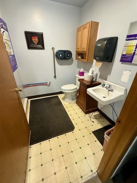 1819 Division Street W Property Photo 10