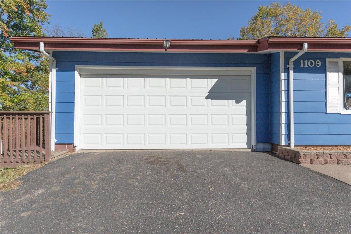 1109 16th Avenue E Property Photo 11