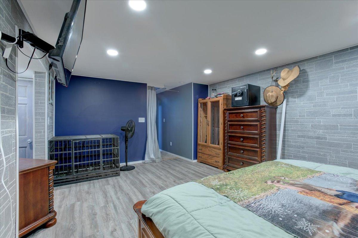 1109 16th Avenue E Property Photo 26