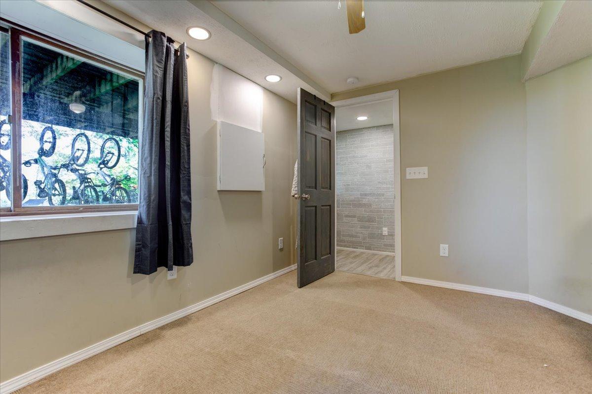 1109 16th Avenue E Property Photo 29