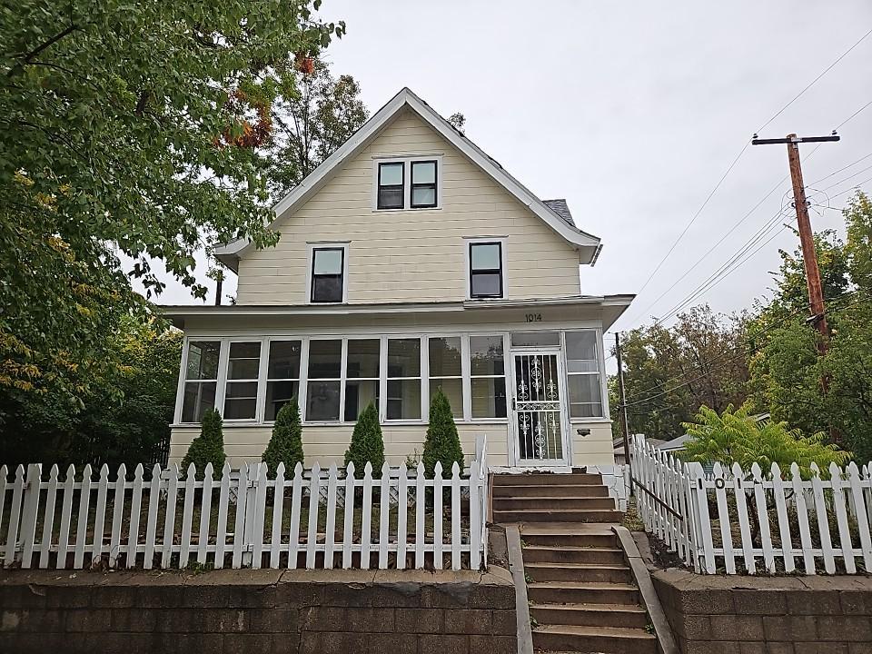 1014 25th Avenue N Property Photo 1