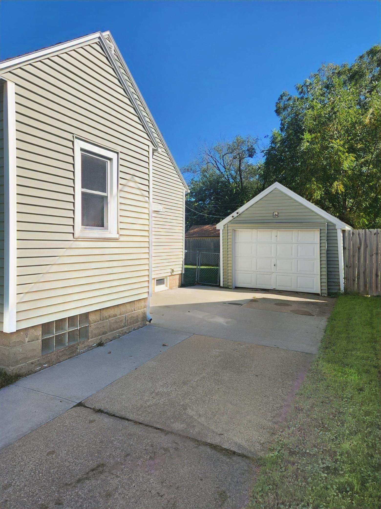 1010 3rd Avenue Se Property Photo 29