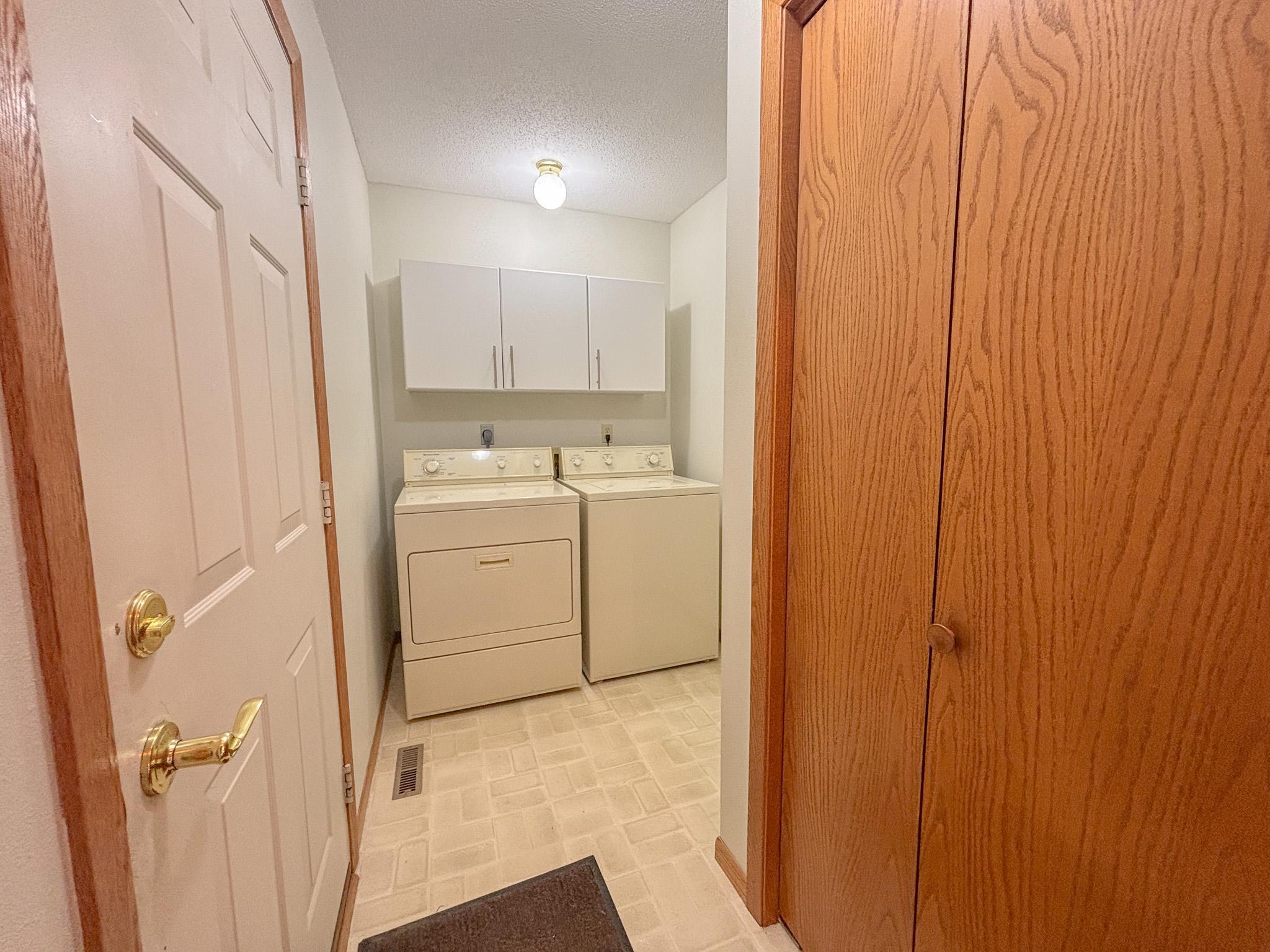 1727 S Court Street Property Photo 26