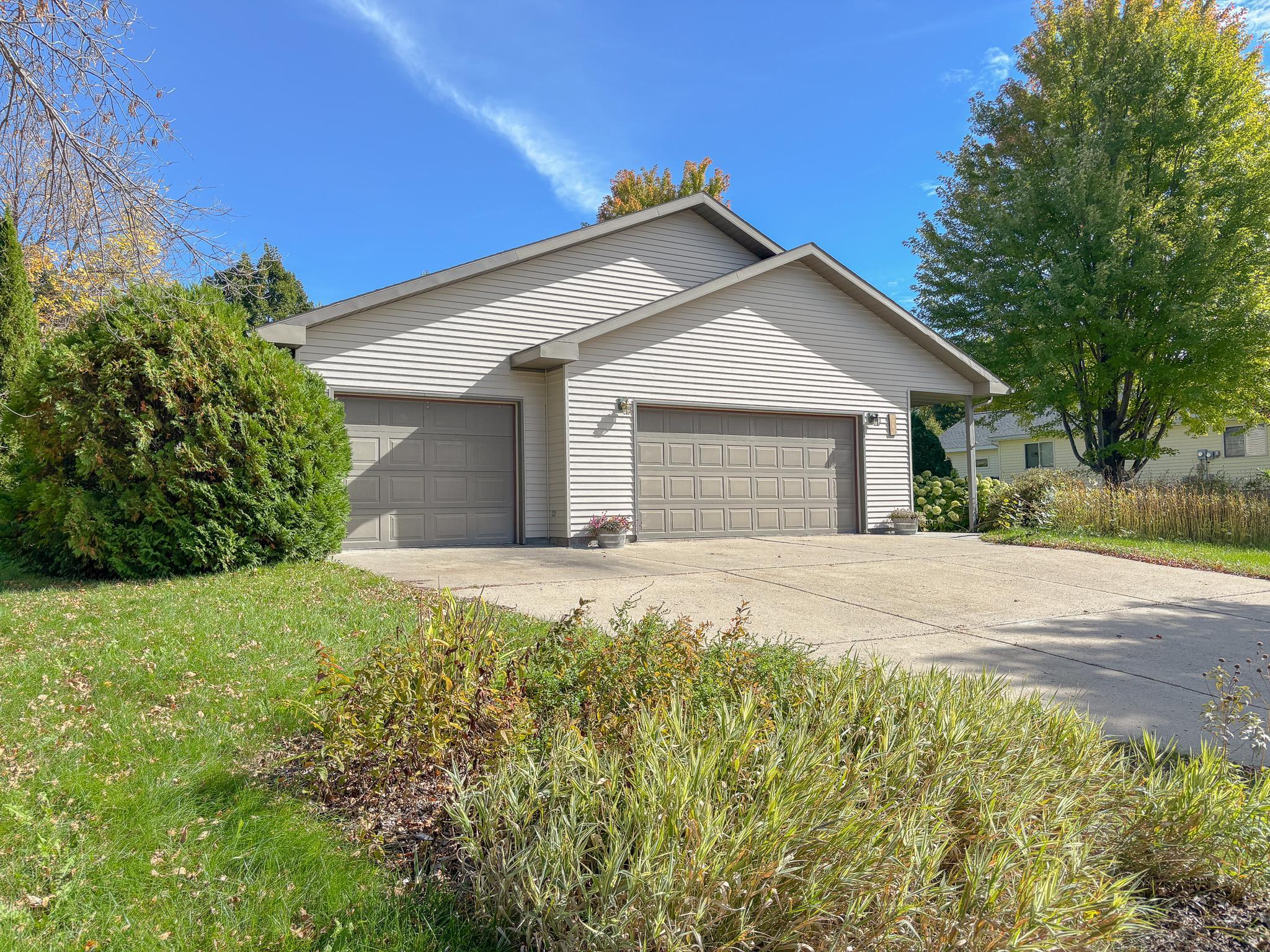 1727 S Court Street Property Photo 44