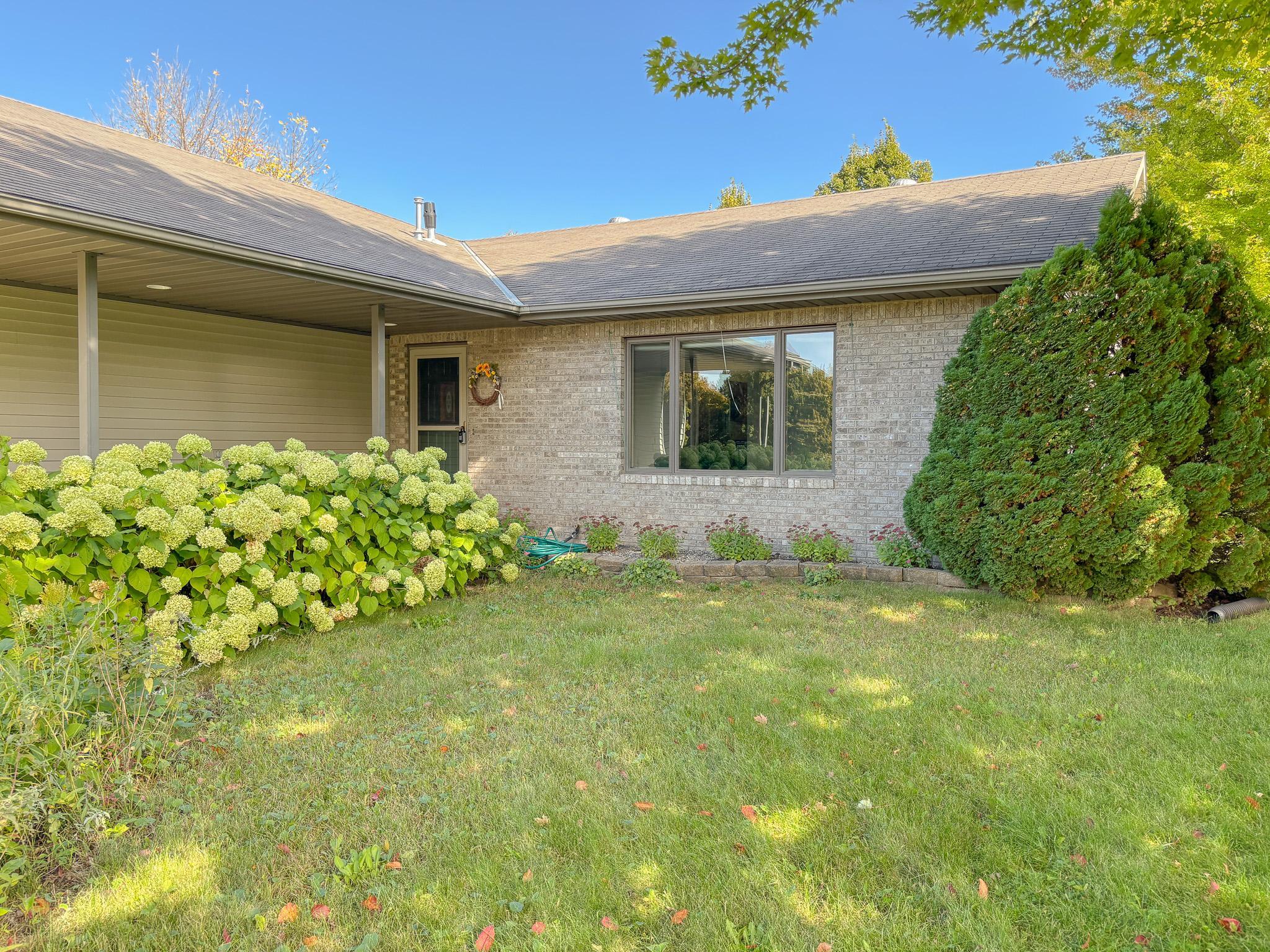 1727 S Court Street Property Photo 49