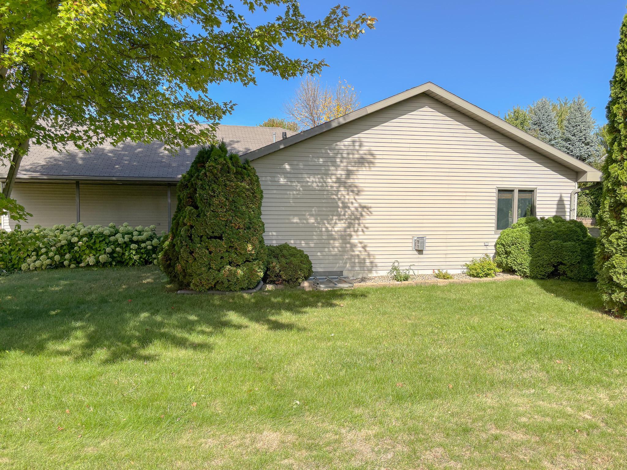 1727 S Court Street Property Photo 51