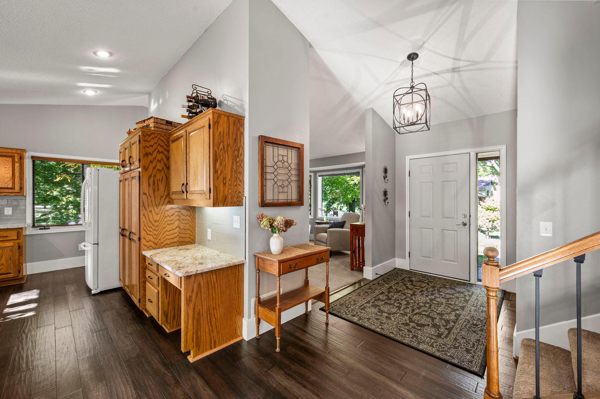 1205 Hilloway Circle Property Photo 7