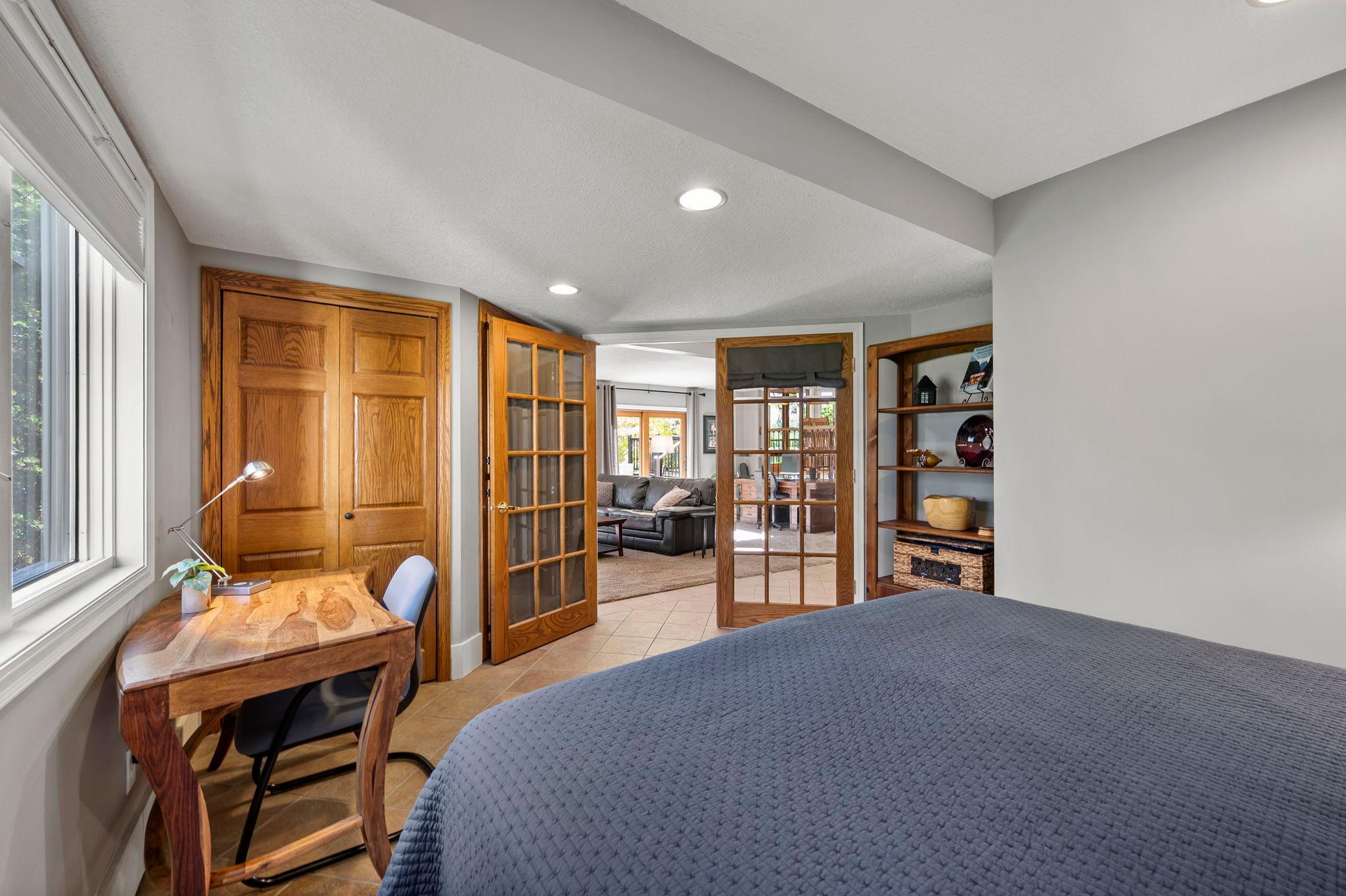 1205 Hilloway Circle Property Photo 16