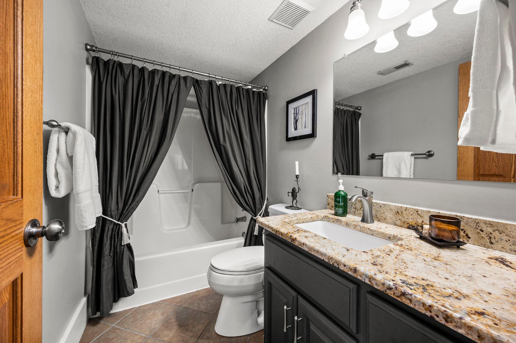 1205 Hilloway Circle Property Photo 17