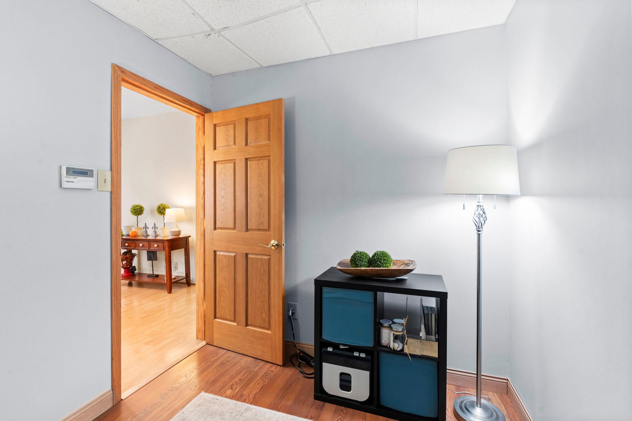 909 Park Street Property Photo 16