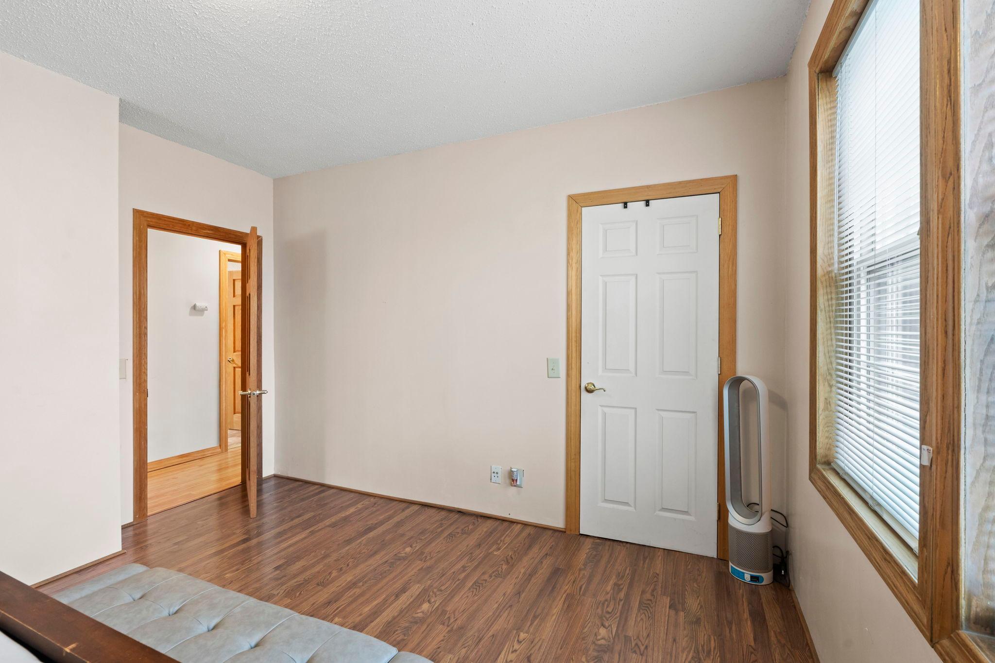 909 Park Street Property Photo 19