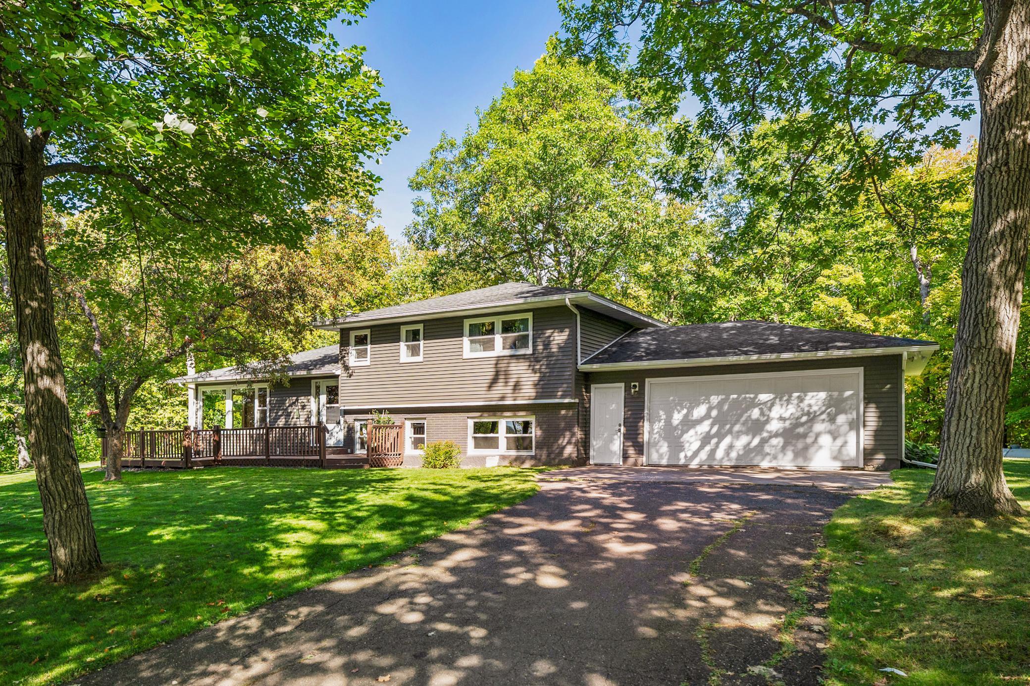 5731 Sunburst Drive Property Photo 1
