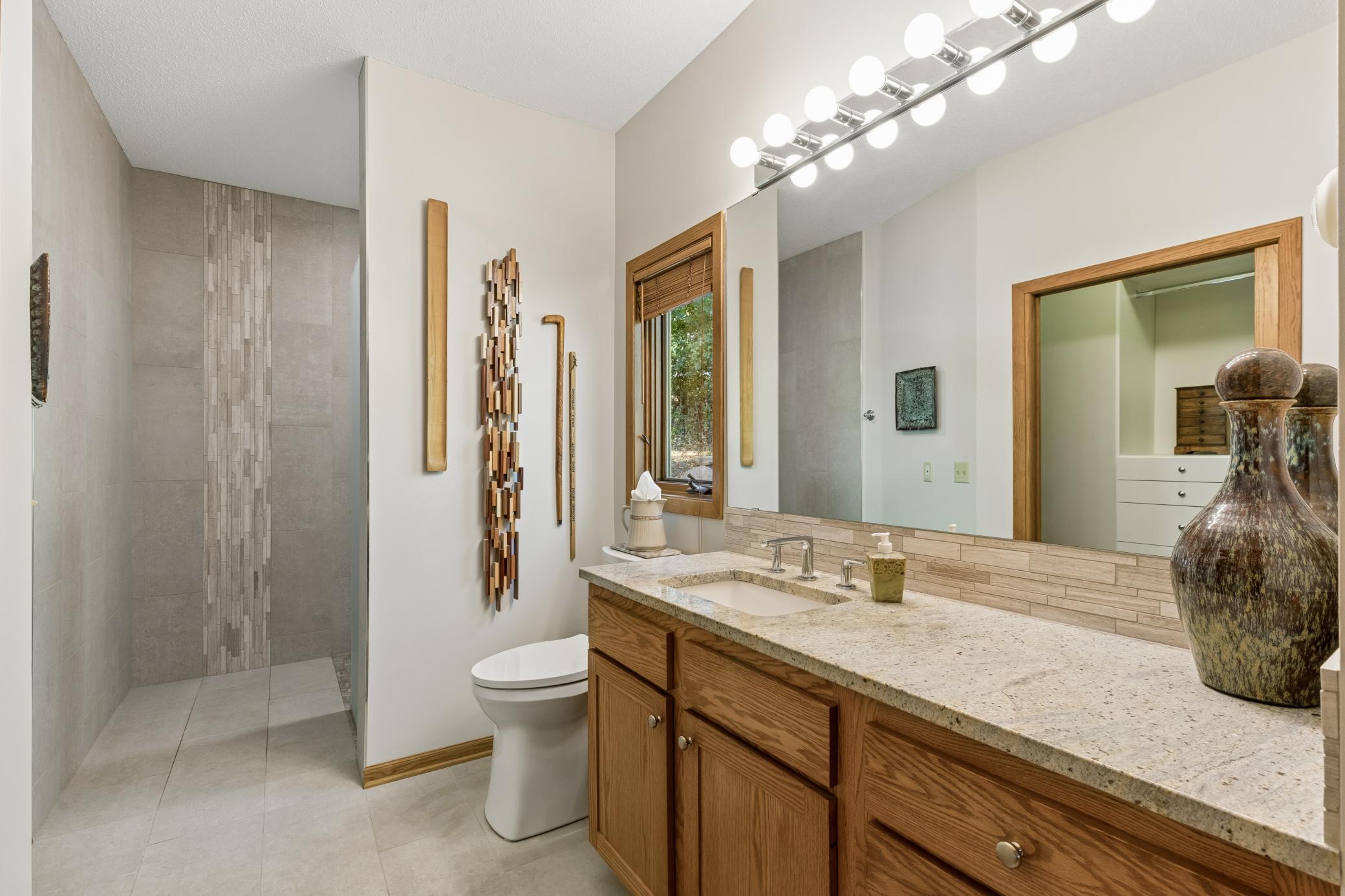 18420 Old Excelsior Boulevard Property Photo 22