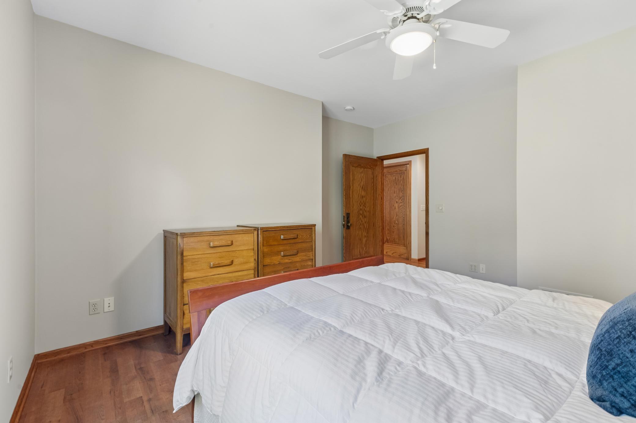 18420 Old Excelsior Boulevard Property Photo 39