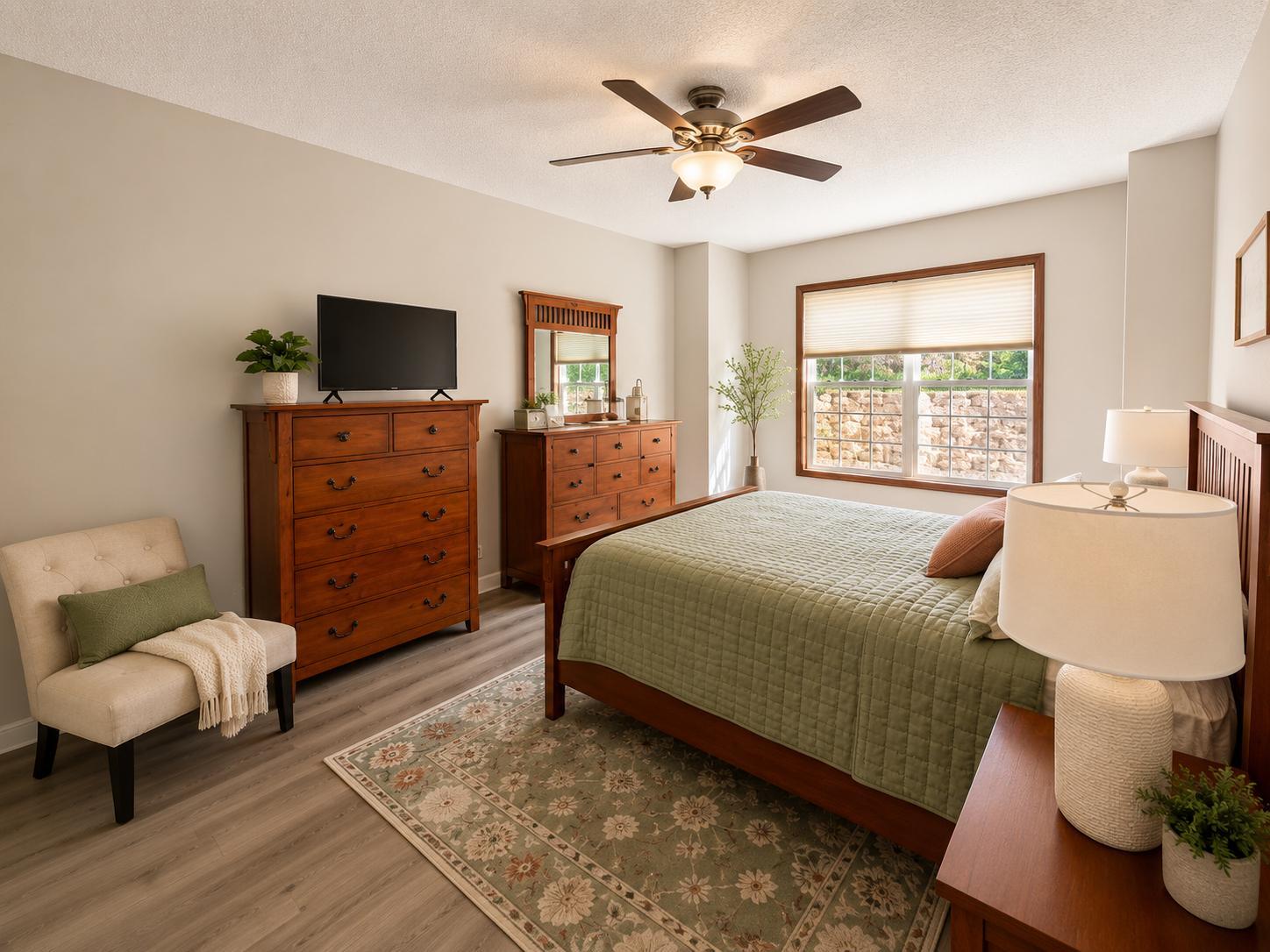 18062 Kindred Court Property Photo 6