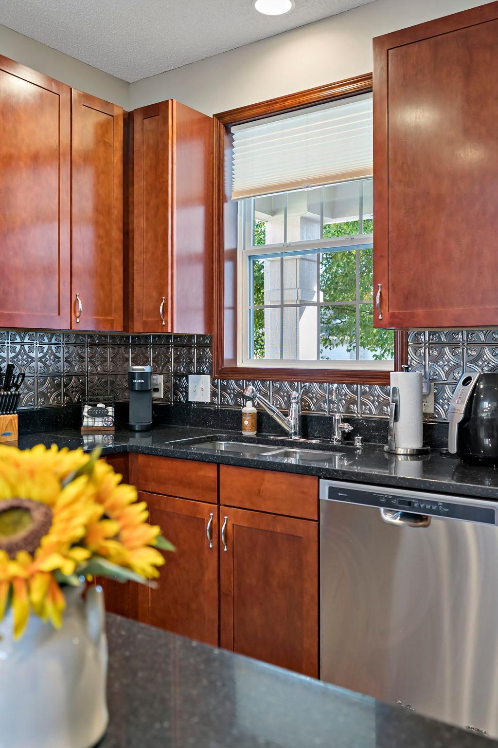 18062 Kindred Court Property Photo 12