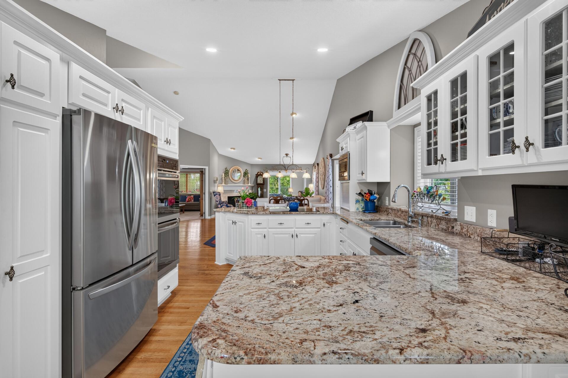 16035 38th Avenue N Property Photo 10
