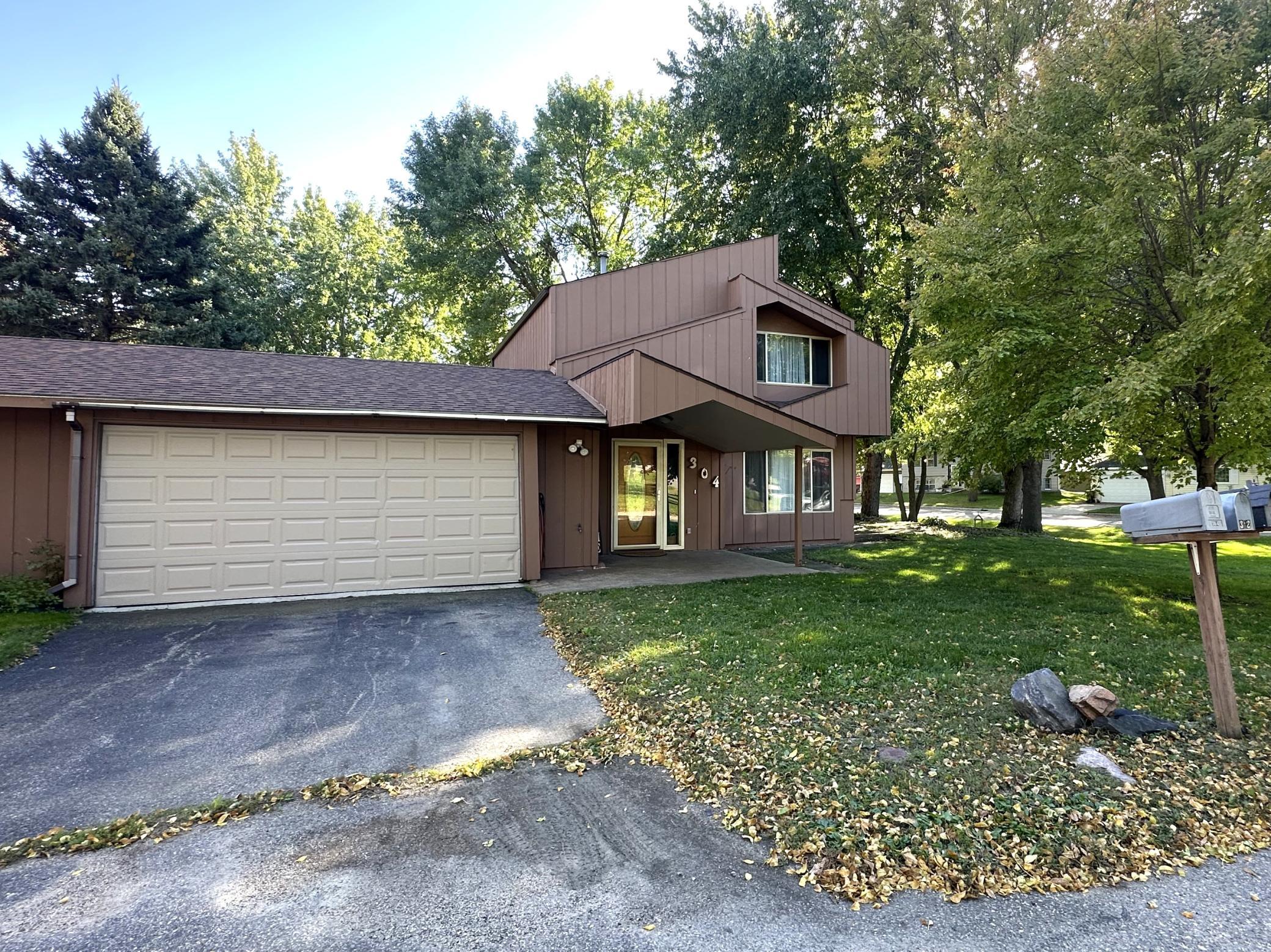 304 Cedar Lane Property Photo 2