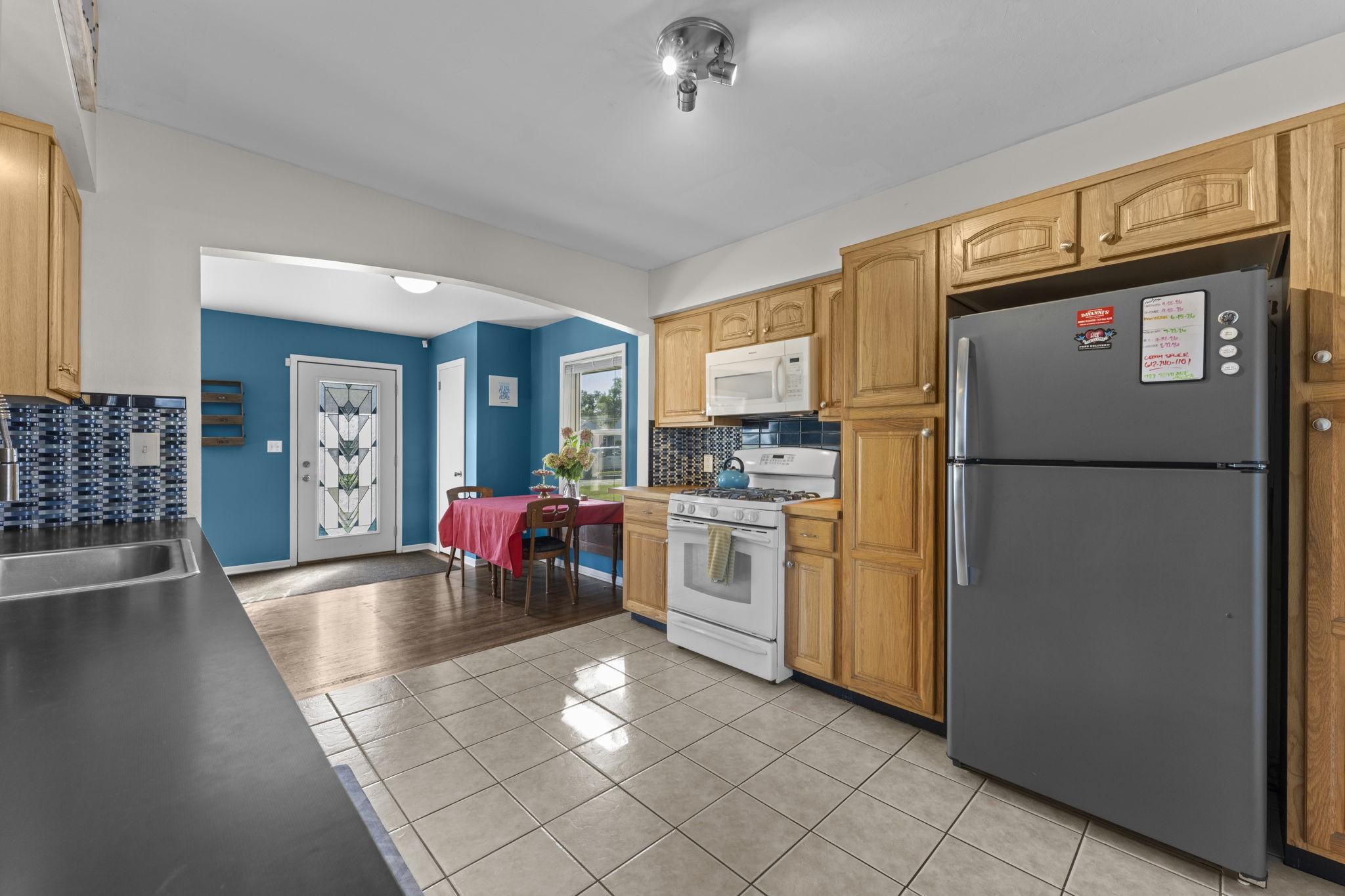 5347 Morgan Avenue N Property Photo 8