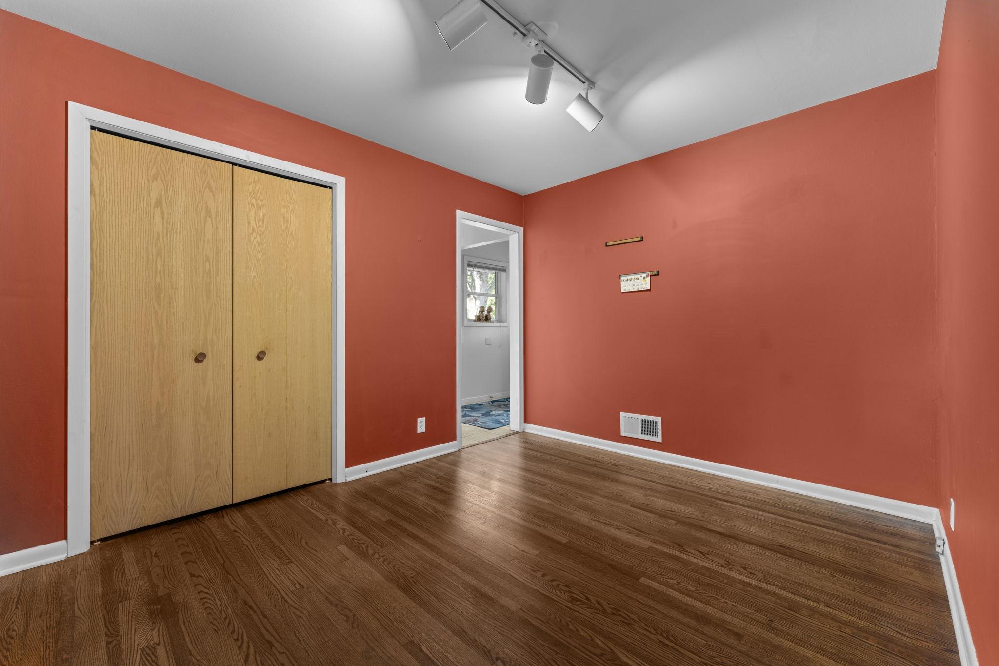 5347 Morgan Avenue N Property Photo 14