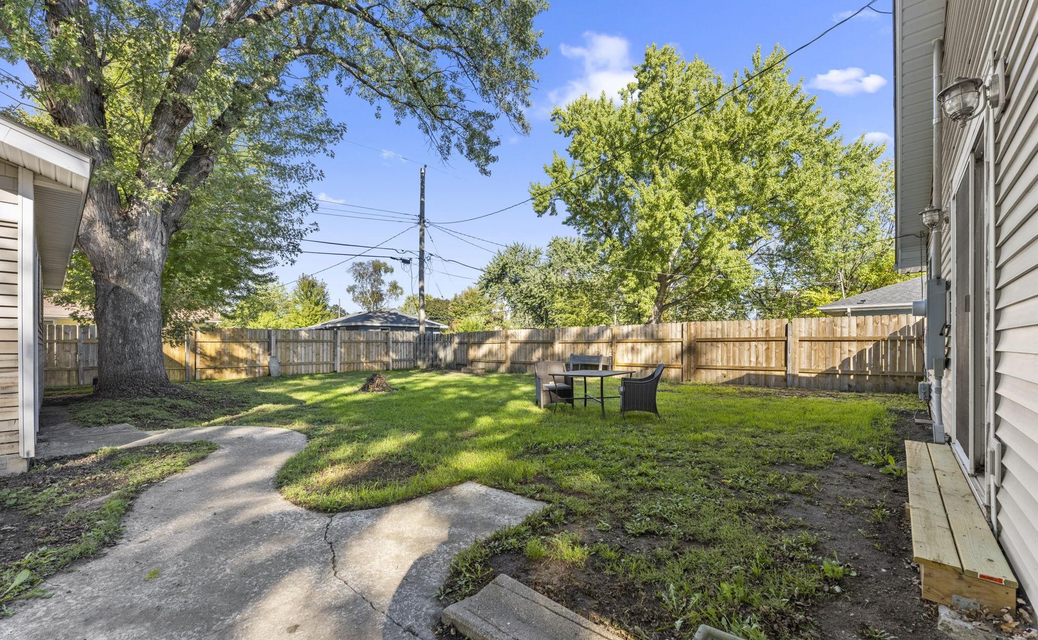 5347 Morgan Avenue N Property Photo 32