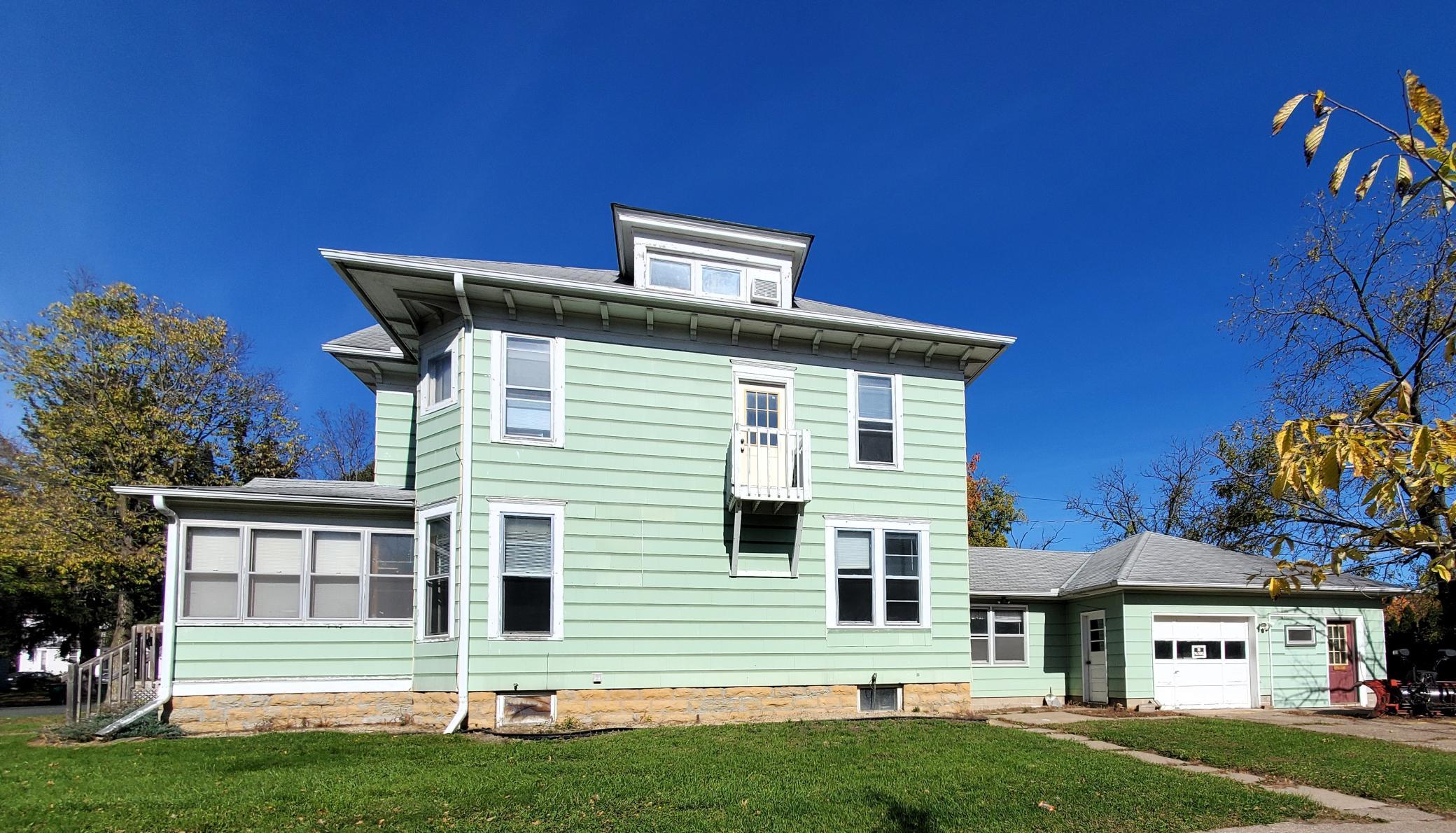 126 S 4th Street #202 Property Photo 3