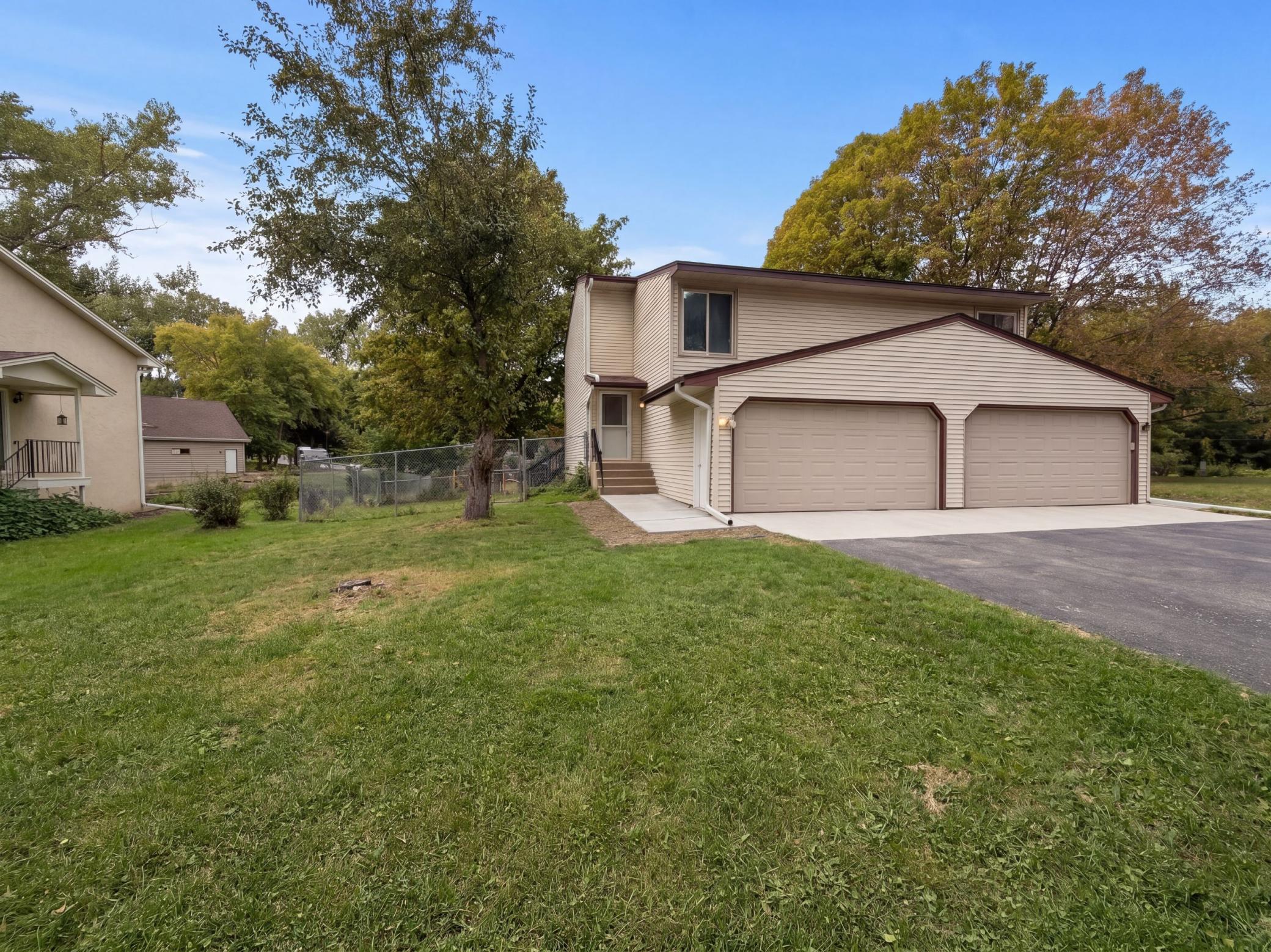 15391 Trillium Circle Property Photo 1