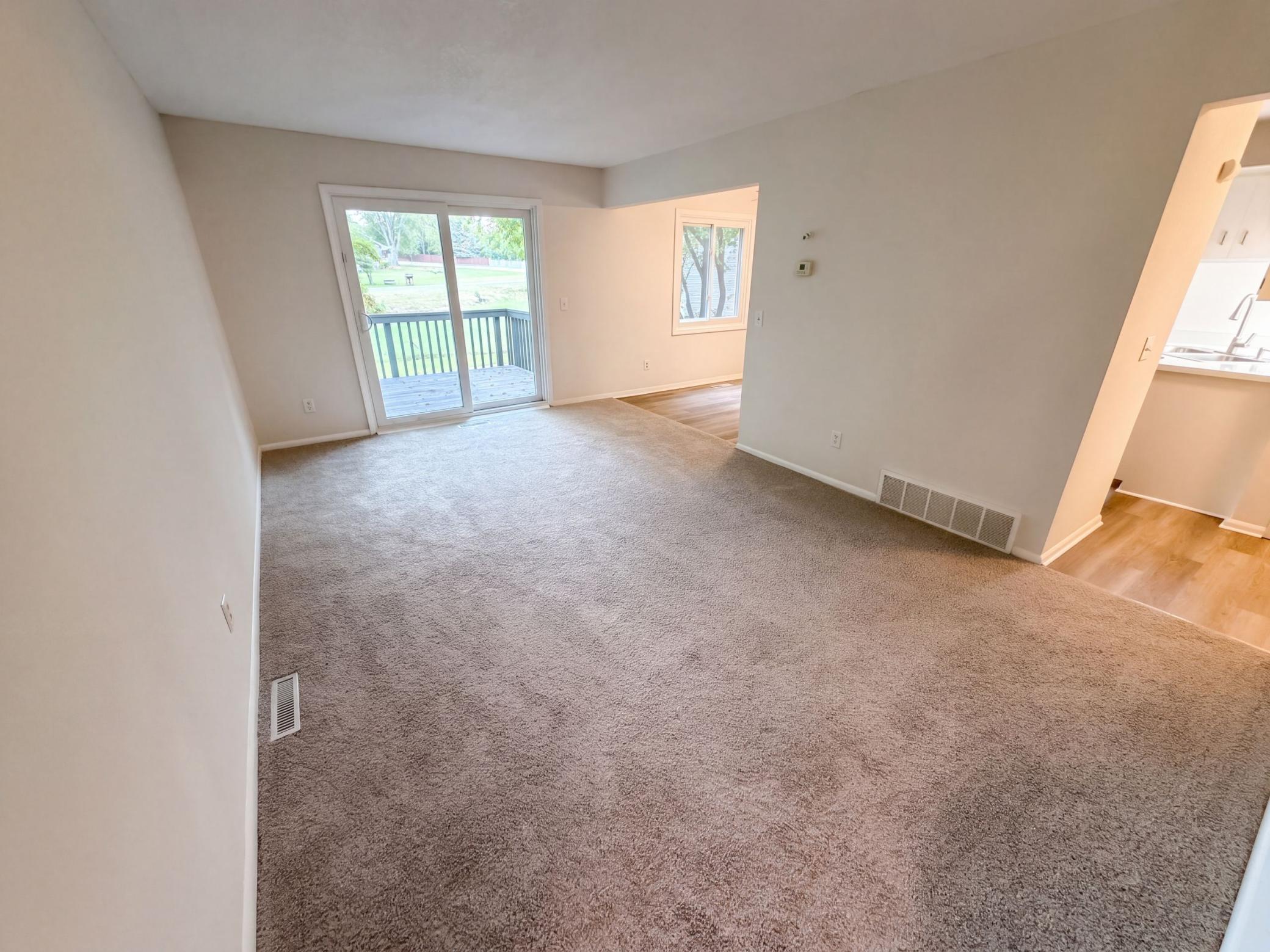 15391 Trillium Circle Property Photo 3