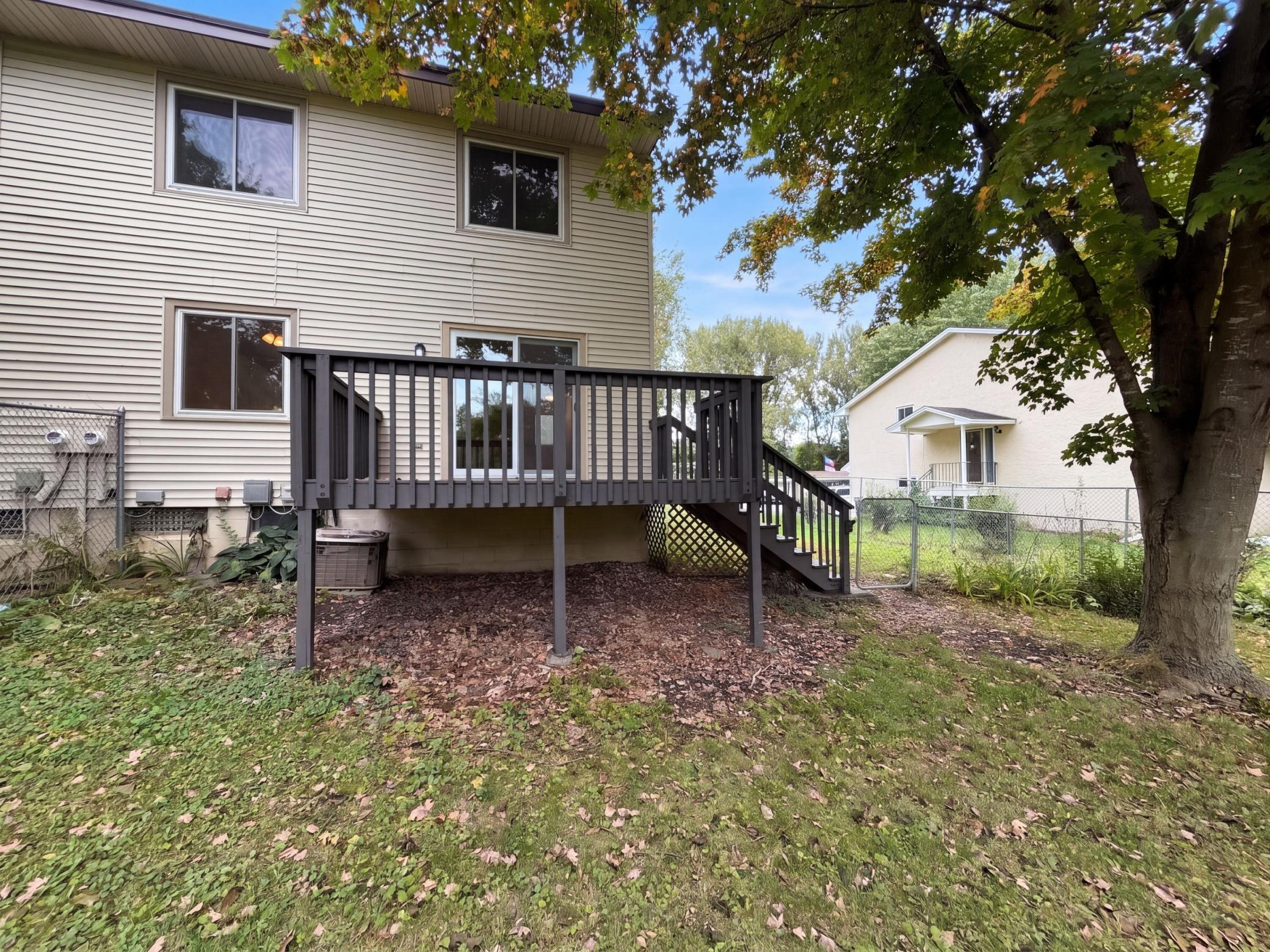 15391 Trillium Circle Property Photo 5