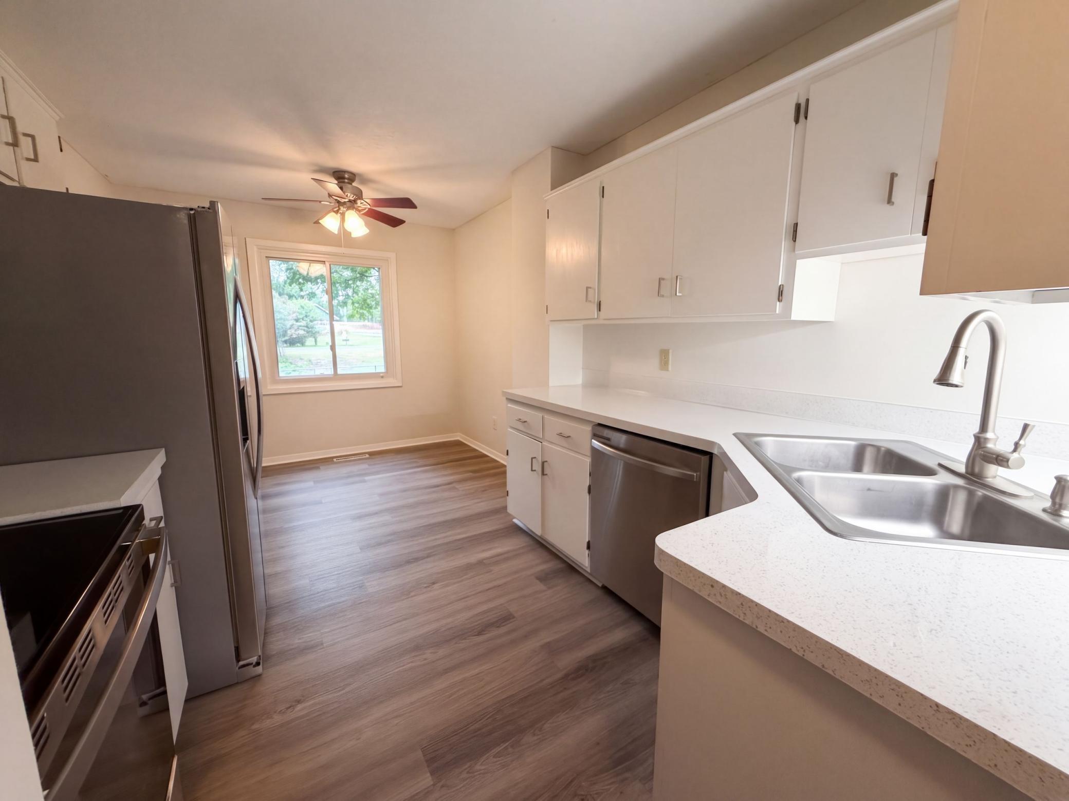 15391 Trillium Circle Property Photo 8