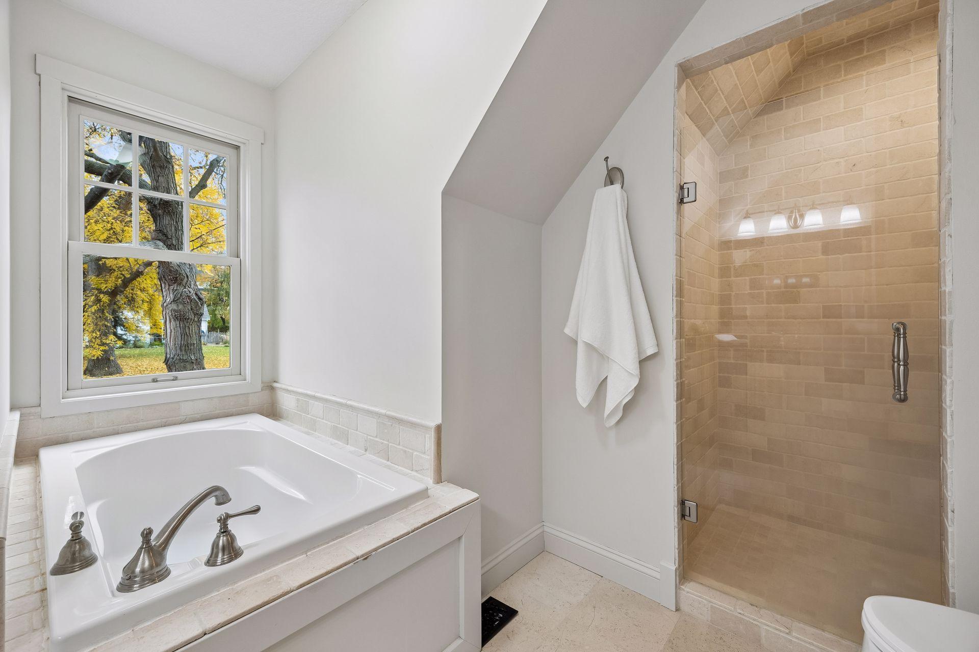 18930 Azure Road Property Photo 24
