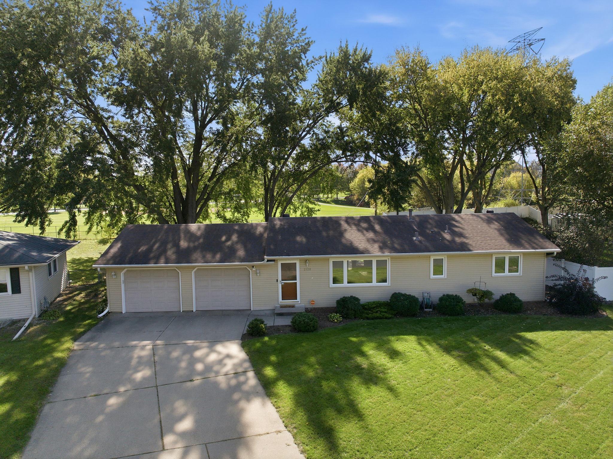 2128 Shale Lane Property Photo 2