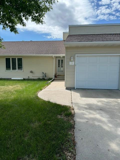 131 Belleville Court Property Photo 1