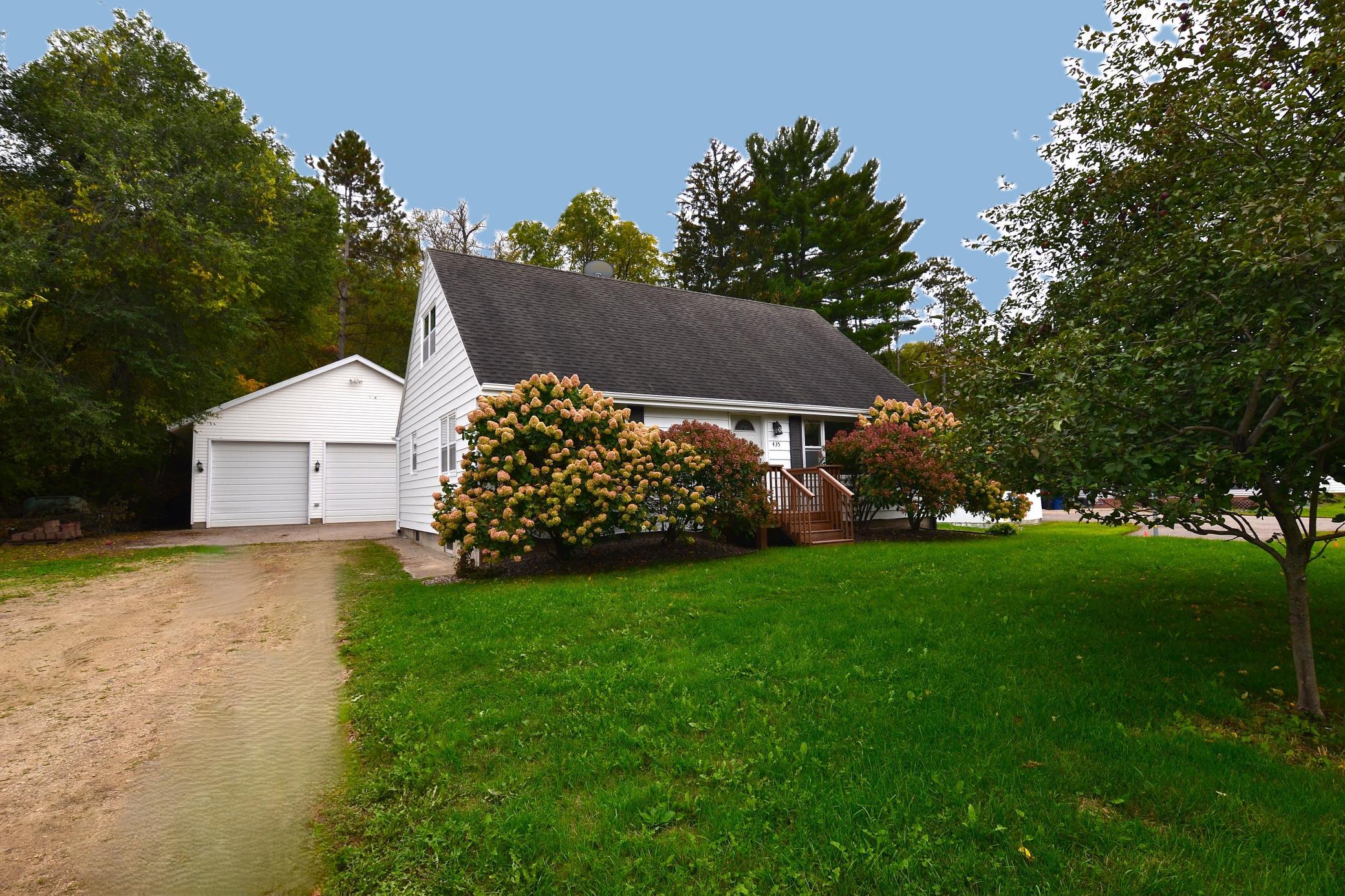 435 Spring Creek Road S Property Photo 31