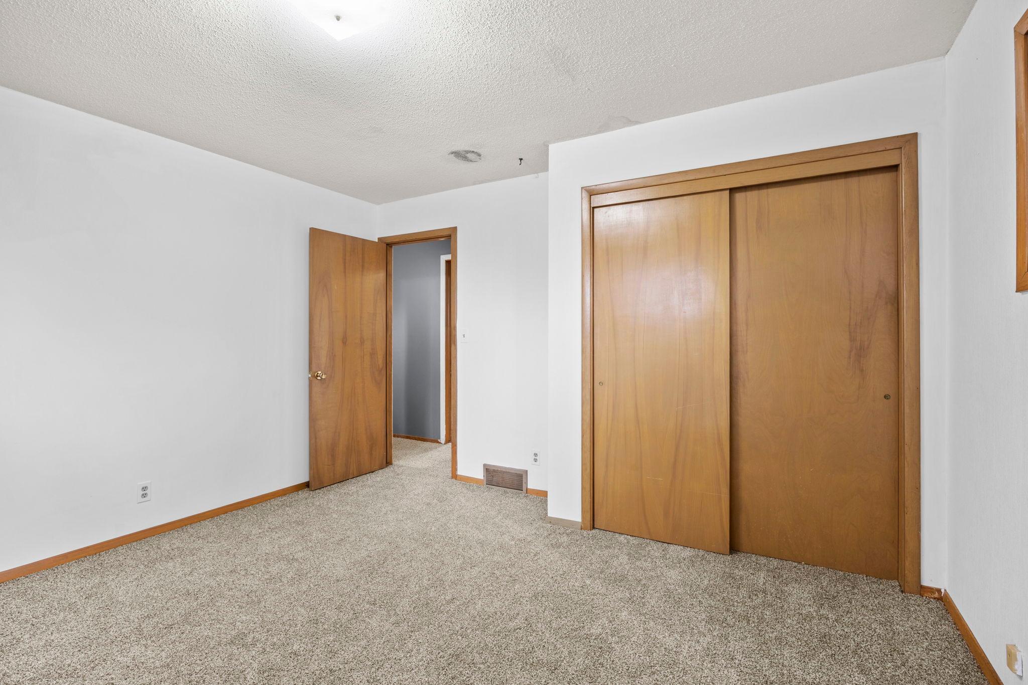 90 10th Street Se Property Photo 18